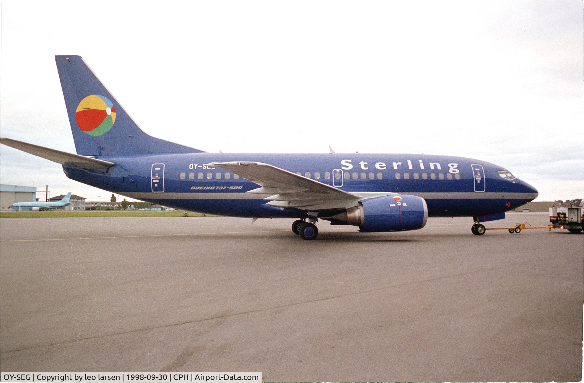 OY-SEG, 1992 Boeing 737-59D C/N 26419, Copenhagen 30.9.1998