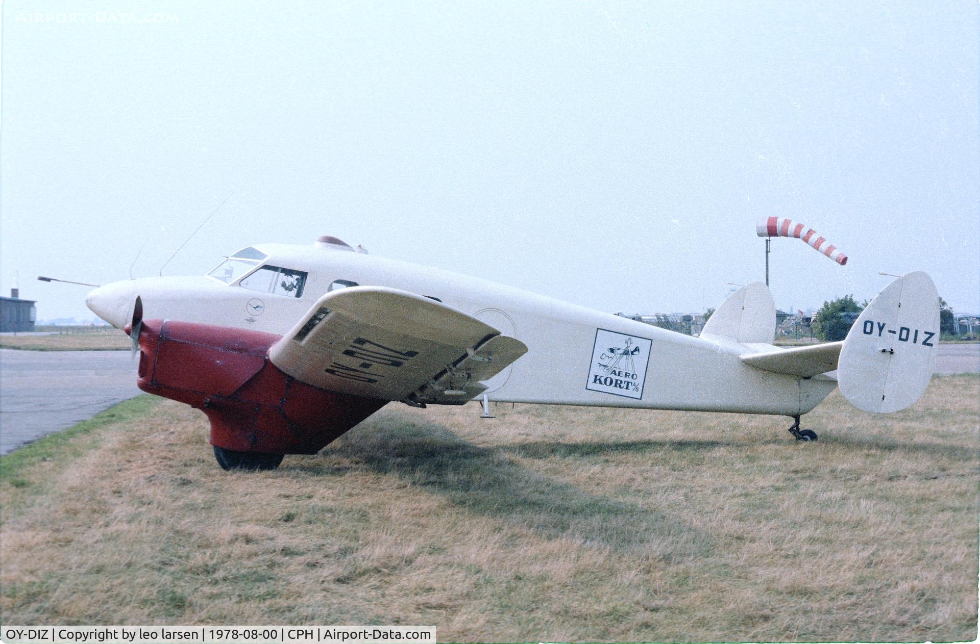 OY-DIZ, 1944 SAI KZ IV C/N 43, Copenhagen 8.1978