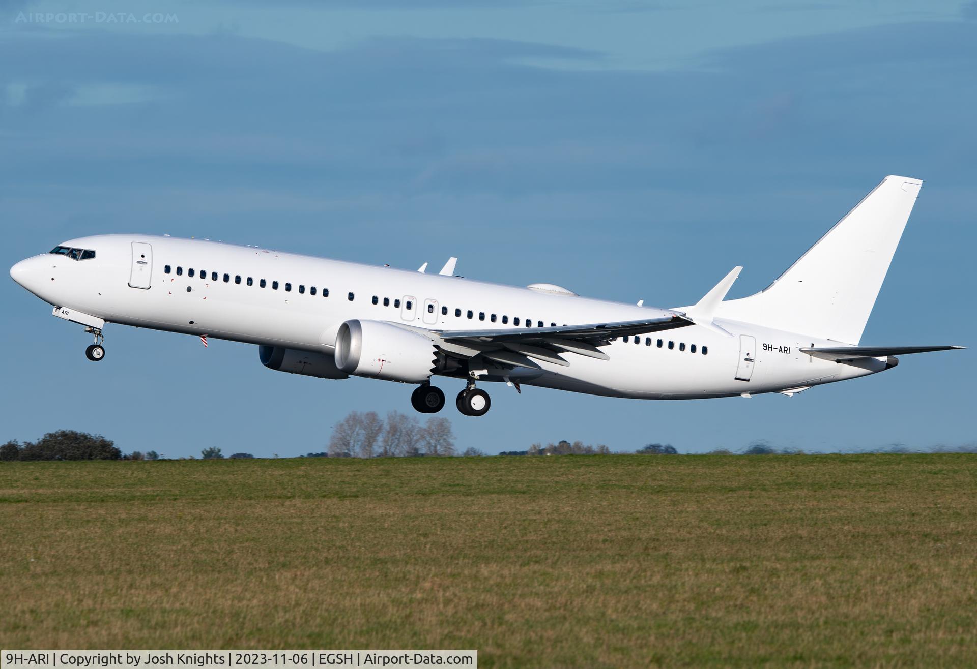 9H-ARI, 2017 Boeing 737-8 MAX C/N 42826, Departing After Respray.