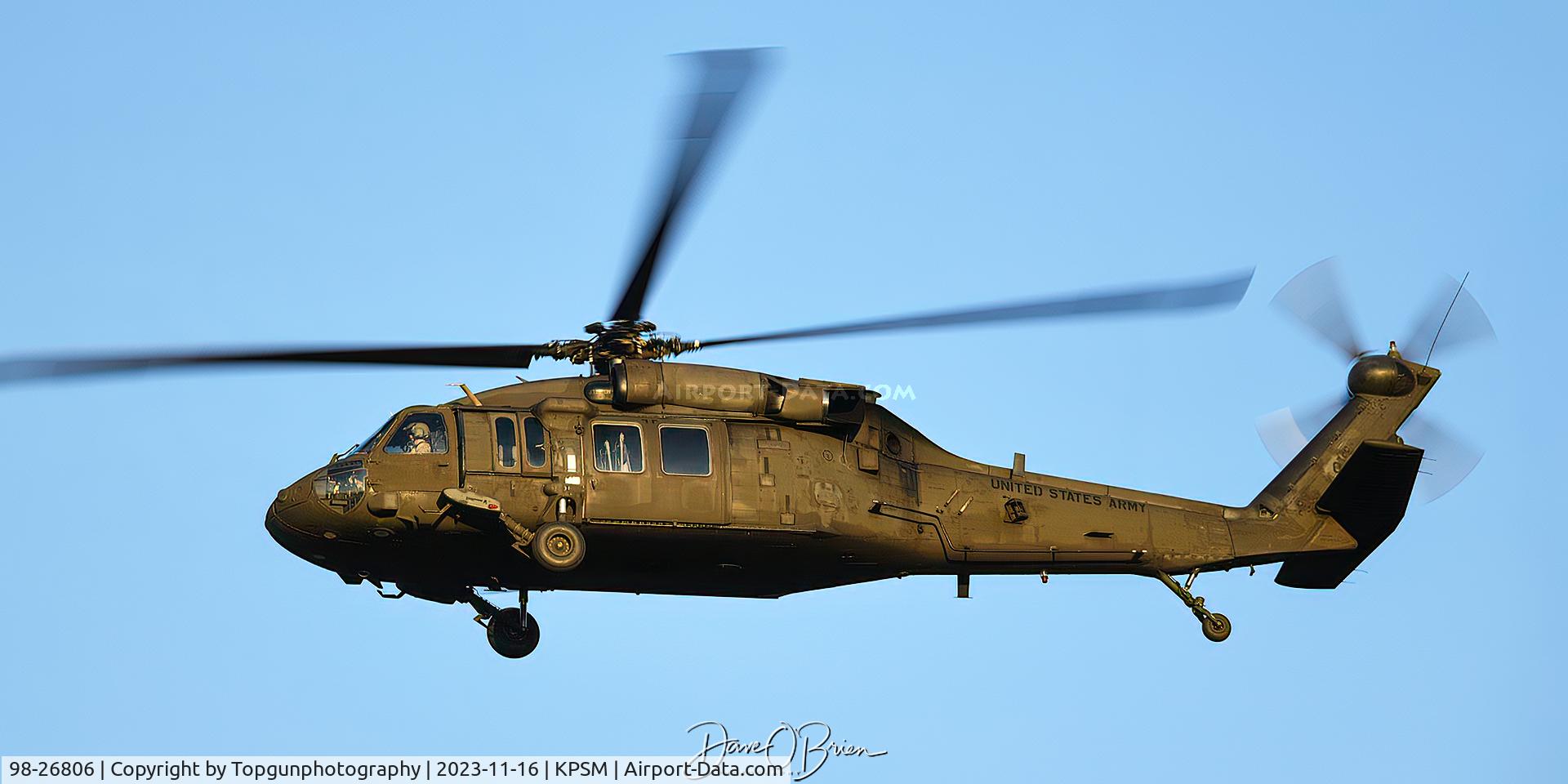 98-26806, 1999 Sikorsky UH-60L Black Hawk C/N 702472, GUARD806 making a few passes right before sunset