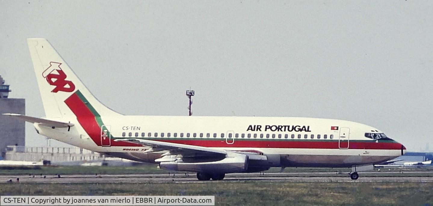 CS-TEN, 1983 Boeing 737-282 C/N 23044, Slide scan