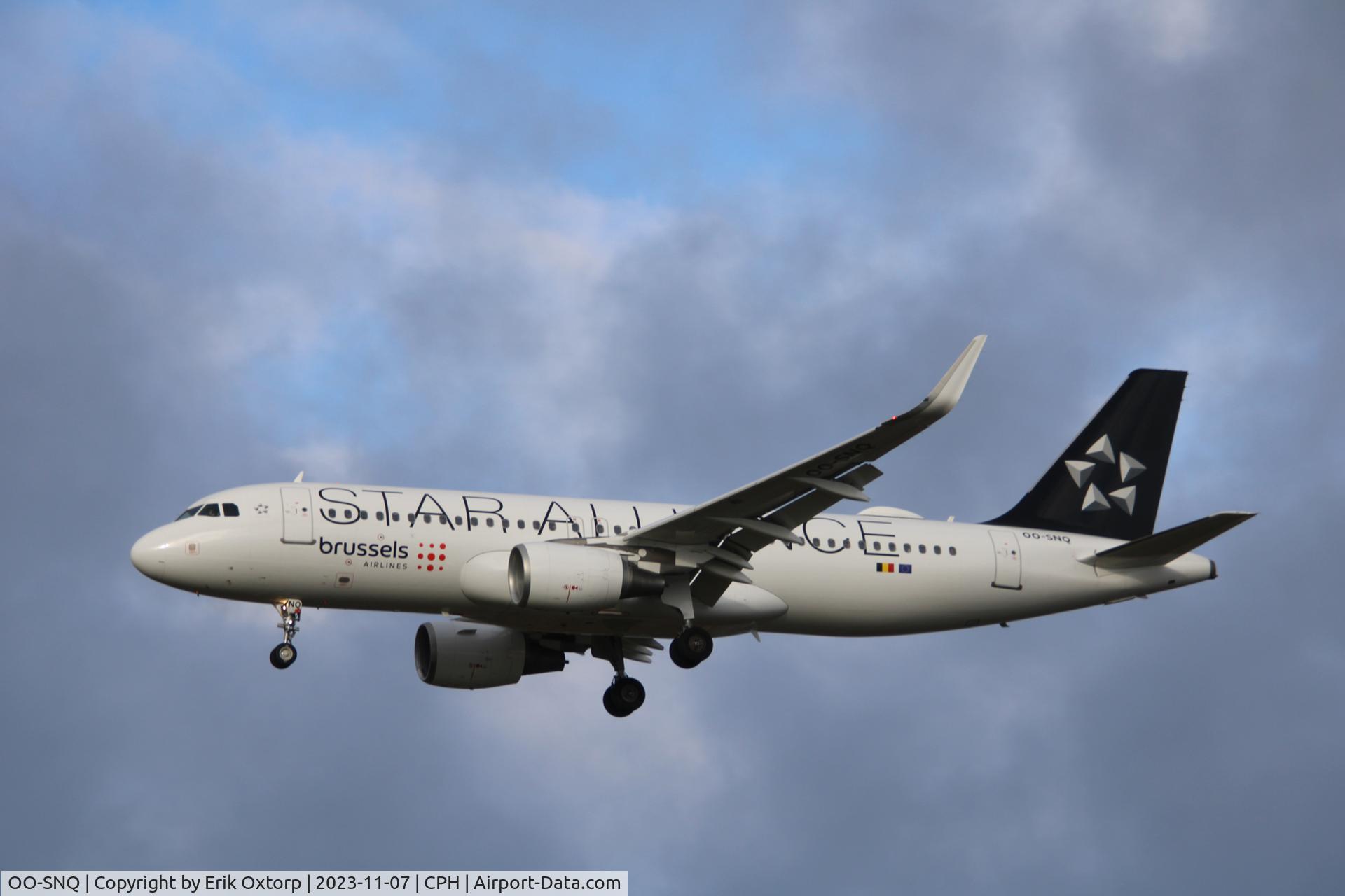 OO-SNQ, 2013 Airbus A320-214 C/N 5658, OO-SNQ landing rw 22L