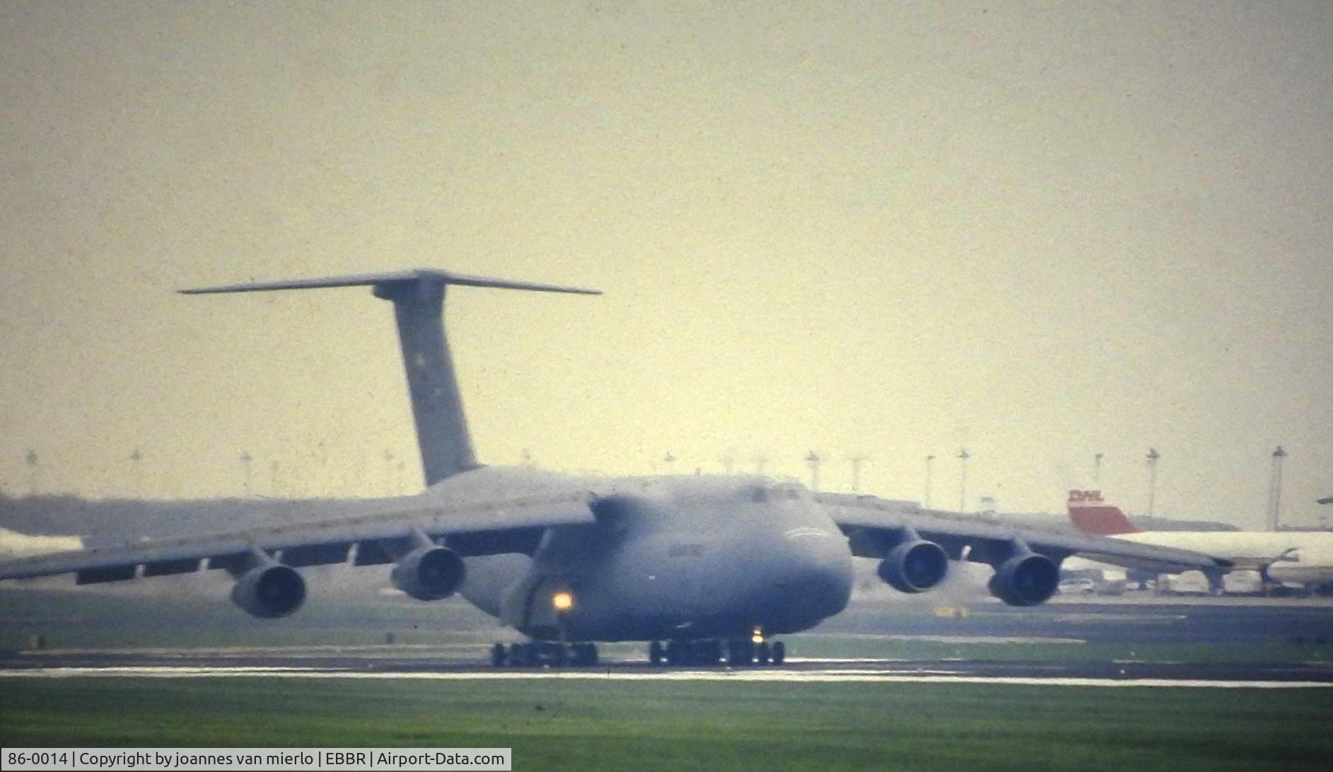 86-0014, 1986 Lockheed C-5B Galaxy C/N 500-0100, Slide scan