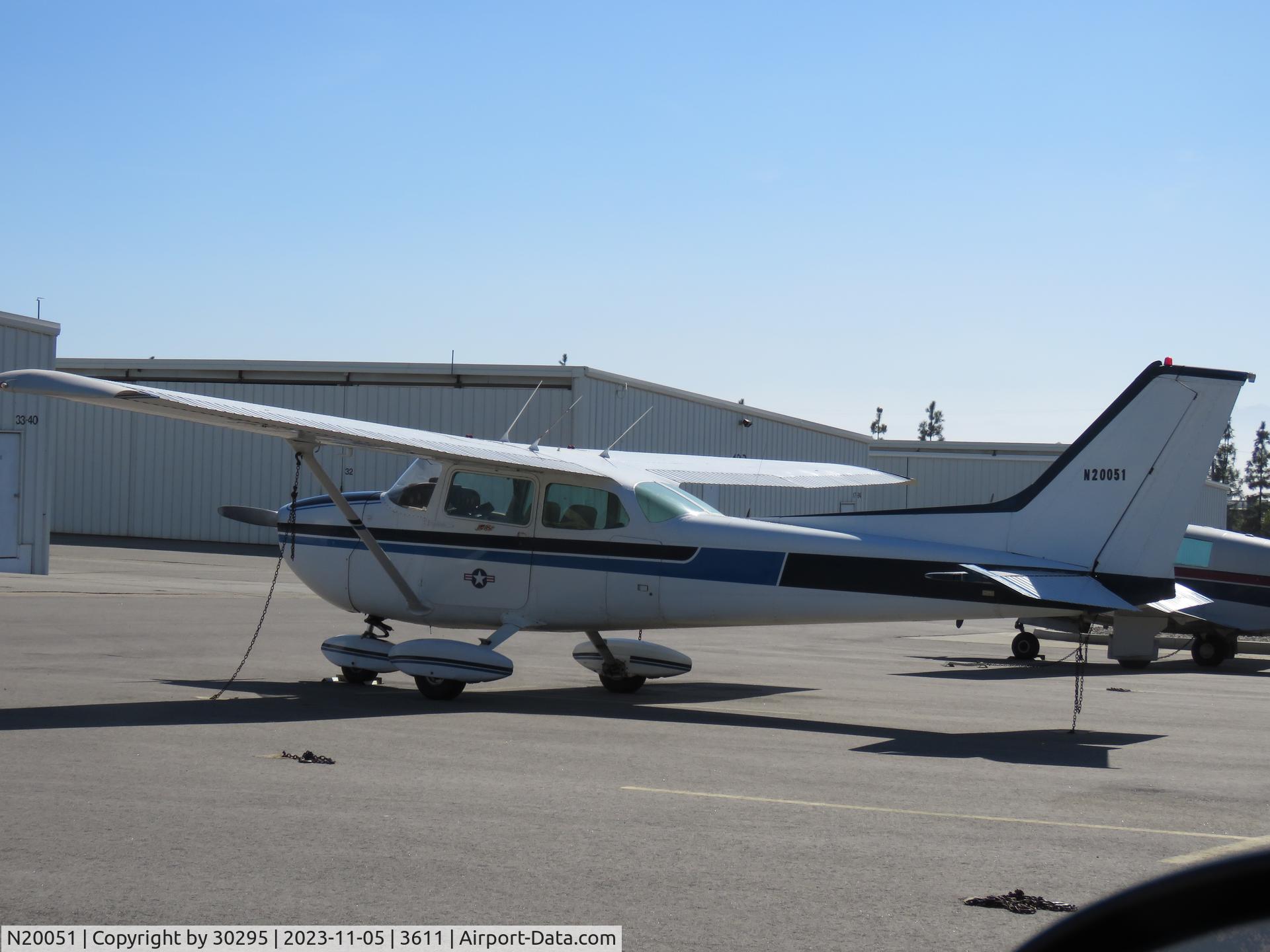 N20051, 1972 Cessna 172M C/N 17260963, Parked