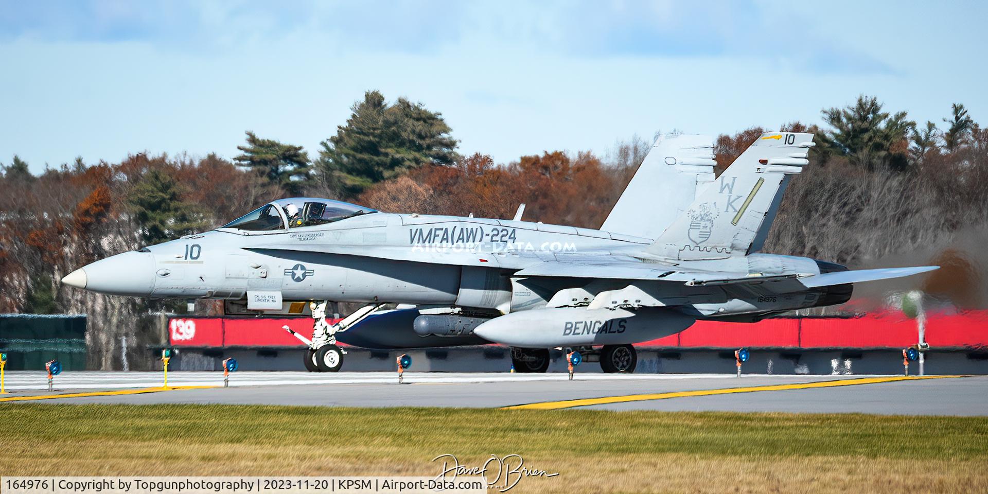 164976, McDonnell Douglas F/A-18C Hornet C/N 1279/C391, BENGAL41 taking RW34