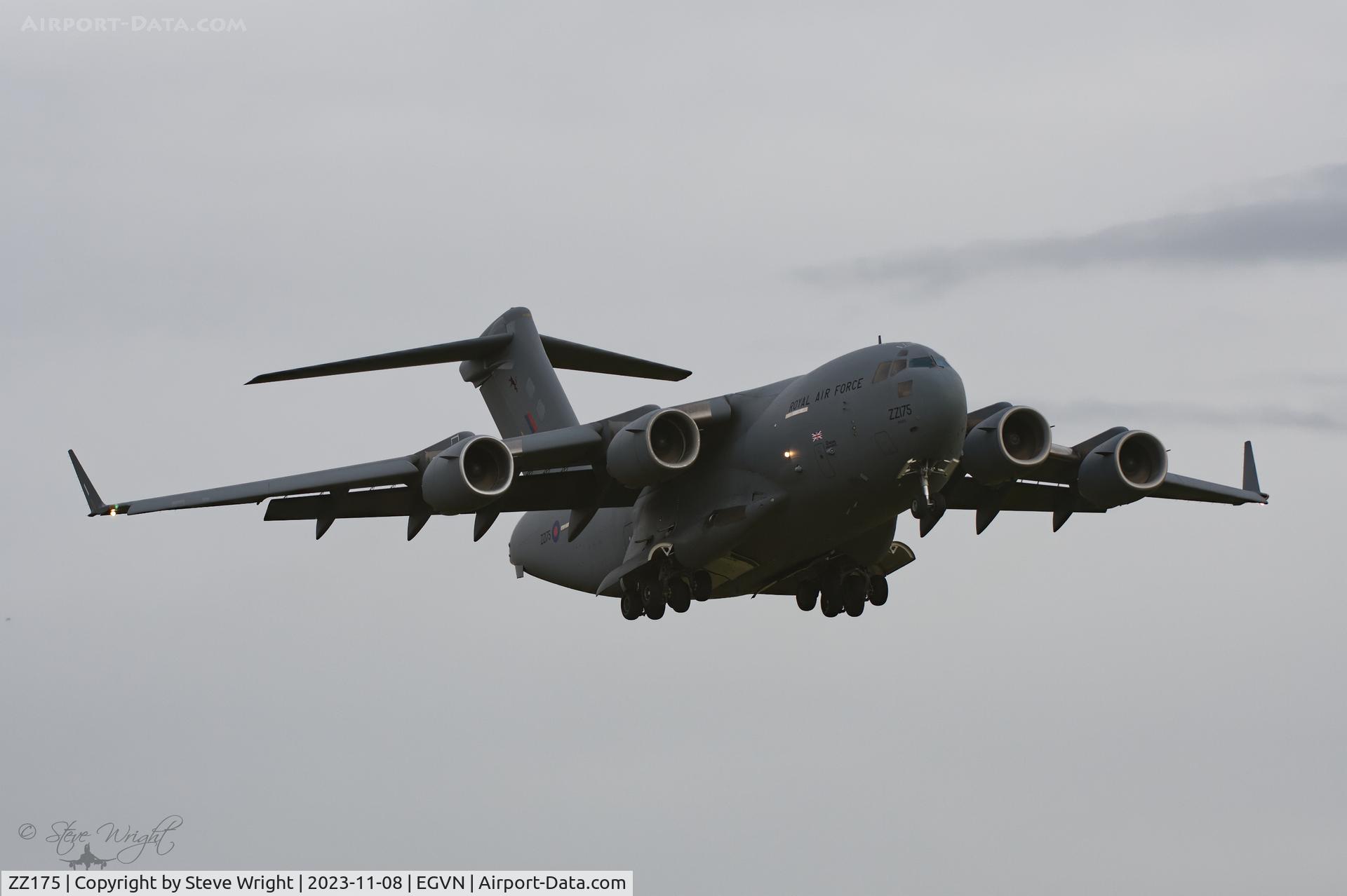 ZZ175, 2008 Boeing C-17A Globemaster III C/N F-185, RAF Brize Norton UK