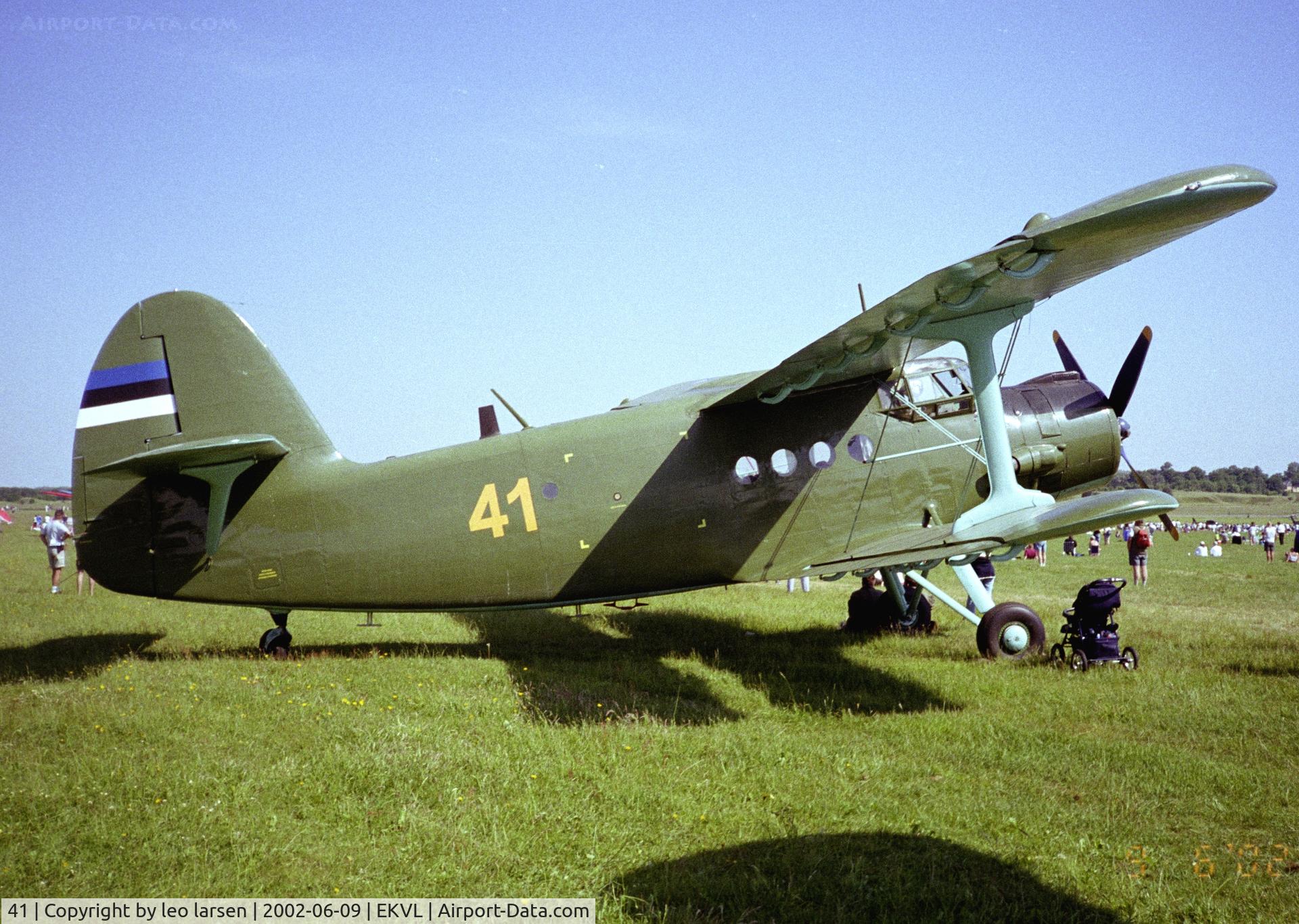 41, Antonov AN-2T C/N 111747320, Værløse 9.6.2002
