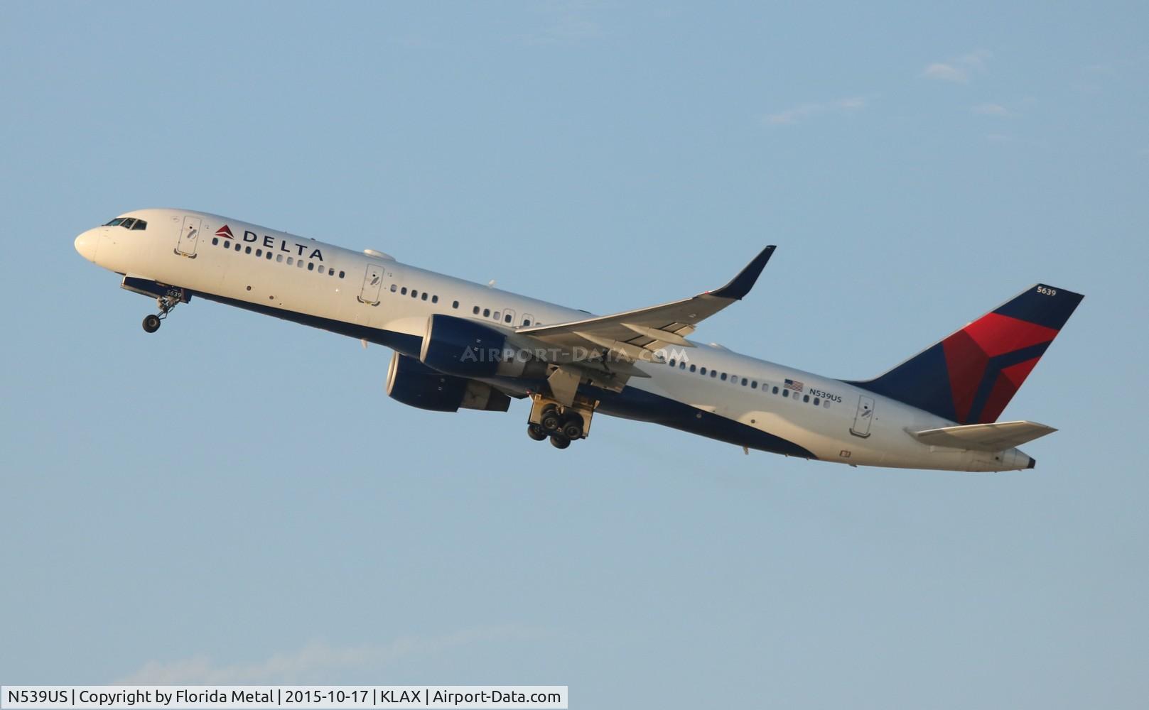 N539US, 1996 Boeing 757-251 C/N 26486, DAL 752 zx