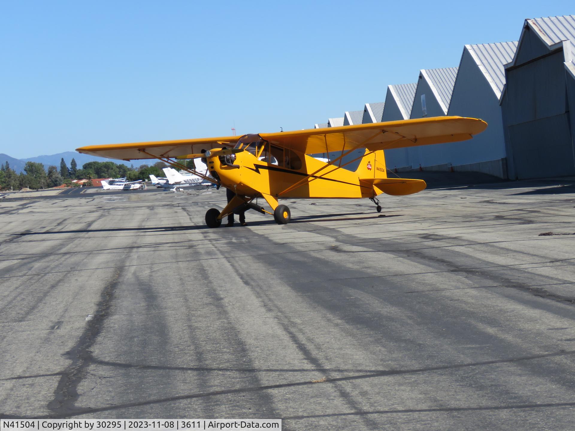 N41504, Piper J3C-65 Cub C/N 8140, Parked