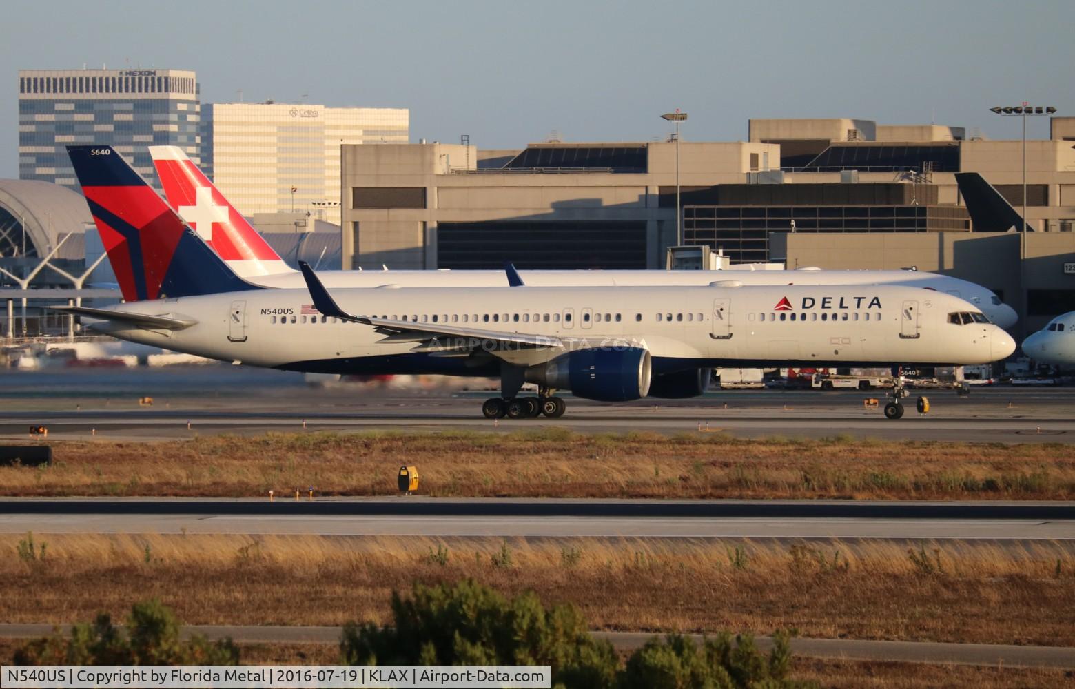 N540US, 1996 Boeing 757-251 C/N 26487, DAL 752 zx
