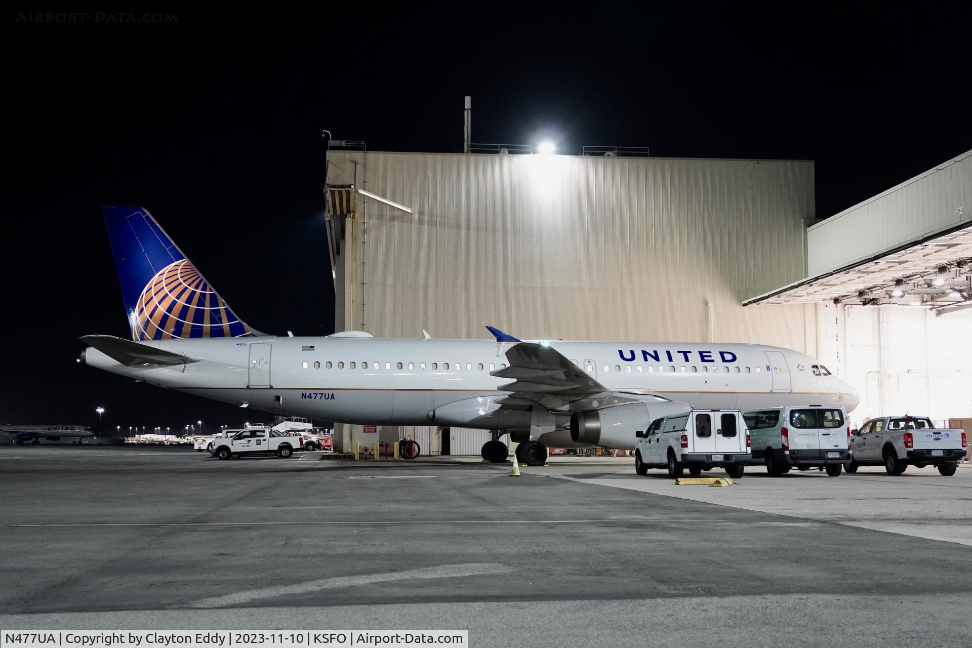 N477UA, 2001 Airbus A320-232 C/N 1514, SFO 2023.