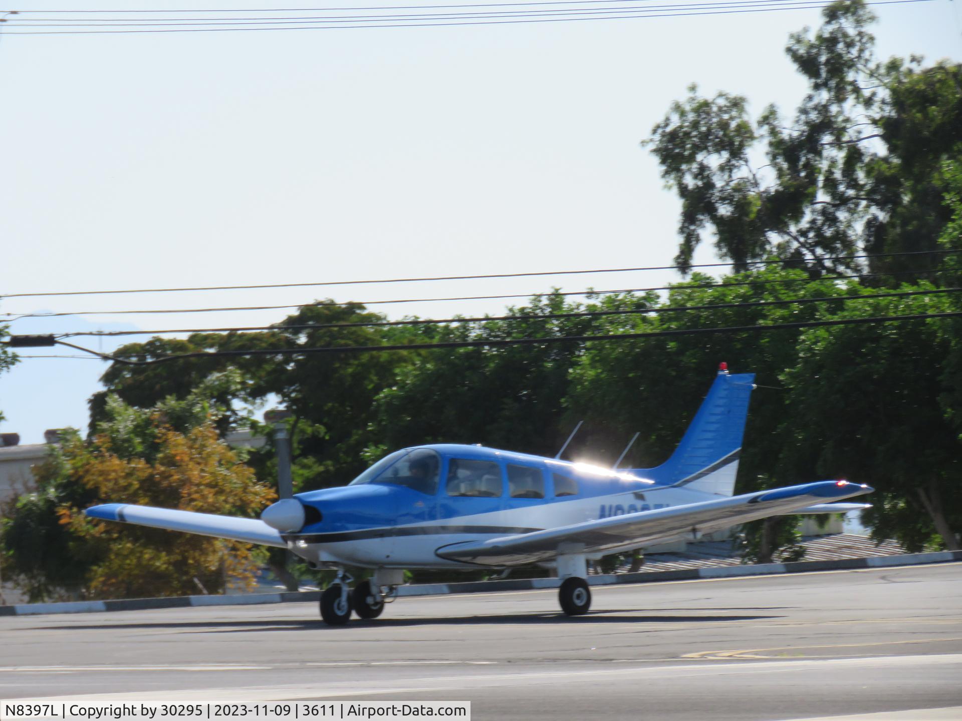 N8397L, 1981 Piper PA-28-181 C/N 28-8190252, Waiting