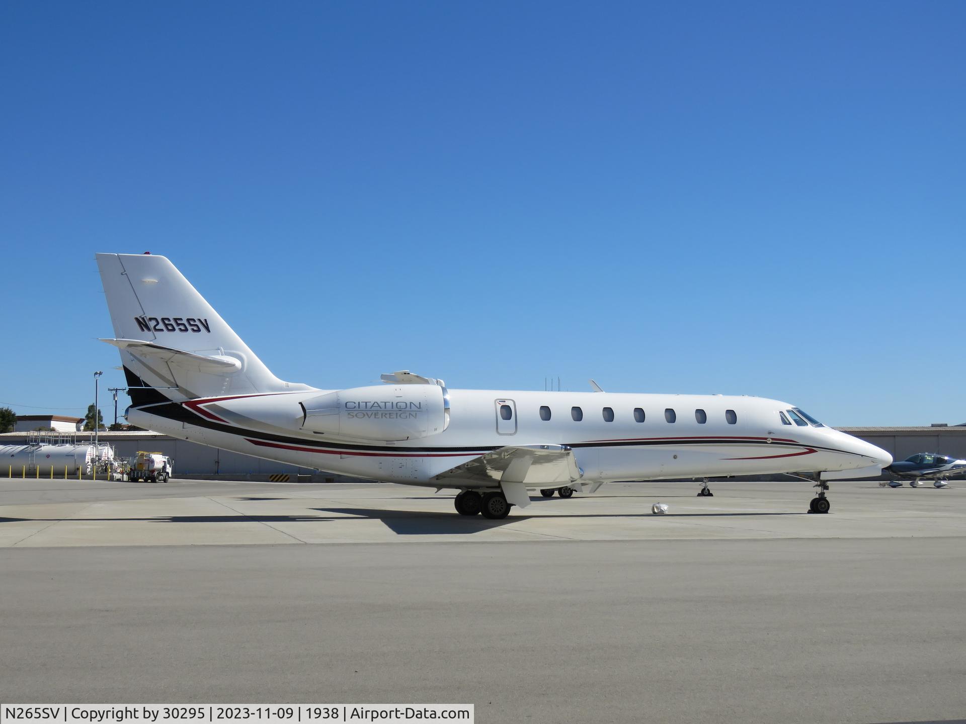 N265SV, 2009 Cessna 680 Citation Sovereign C/N 680-0265, Parked