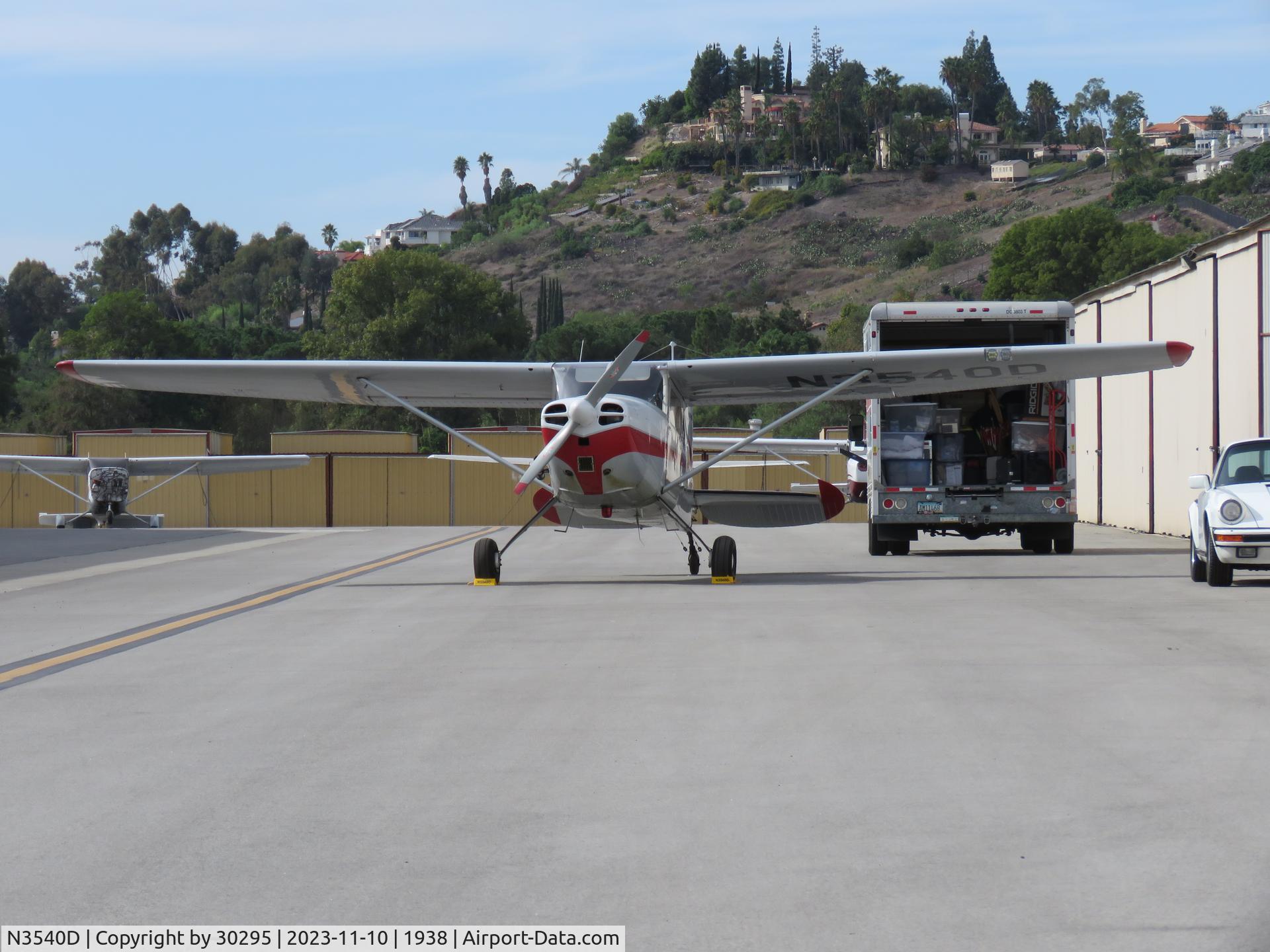 N3540D, 1956 Cessna 170B C/N 27083, Parked