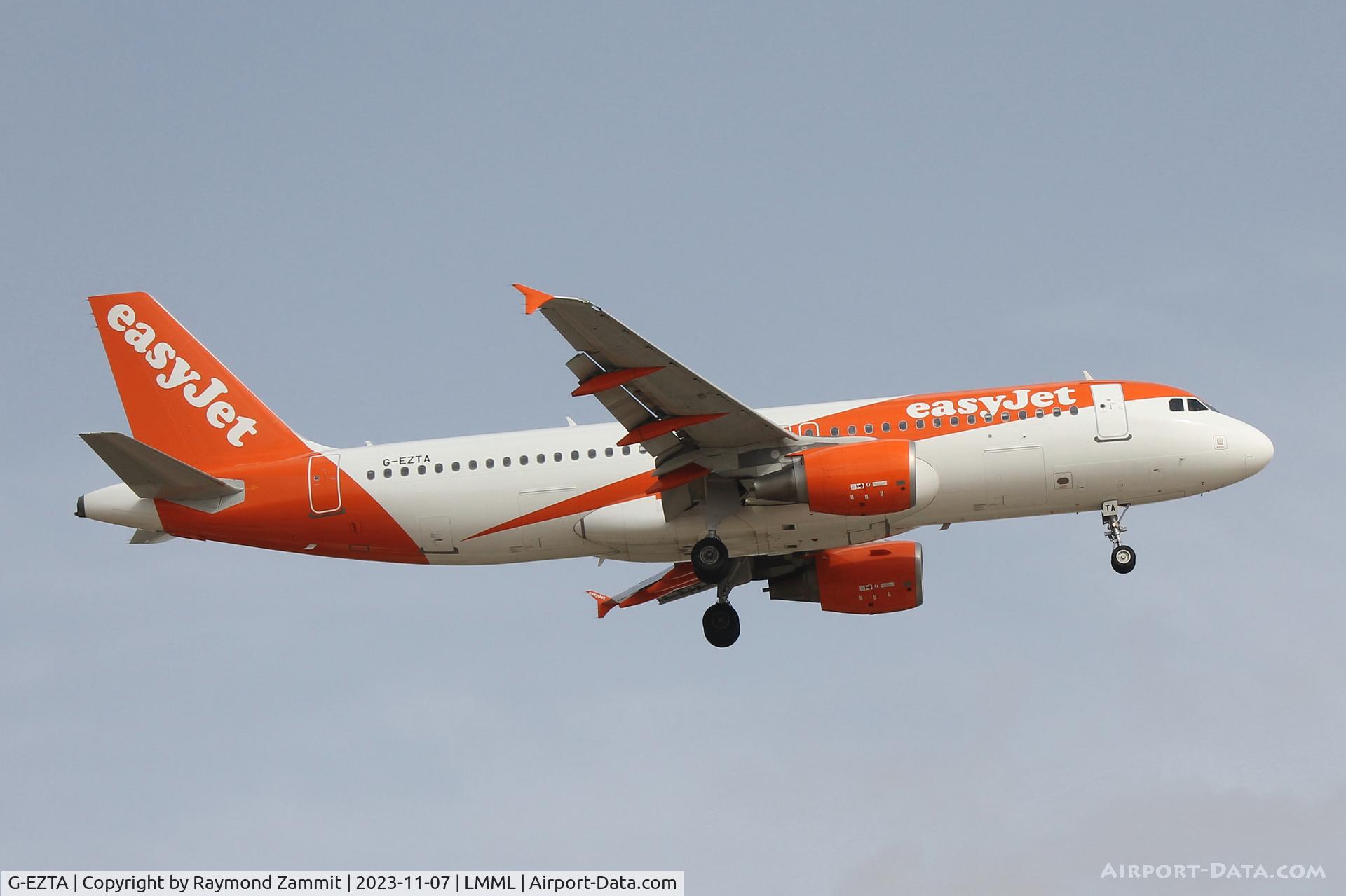 G-EZTA, 2009 Airbus A320-214 C/N 3805, A320 G-EZTA Easyjet