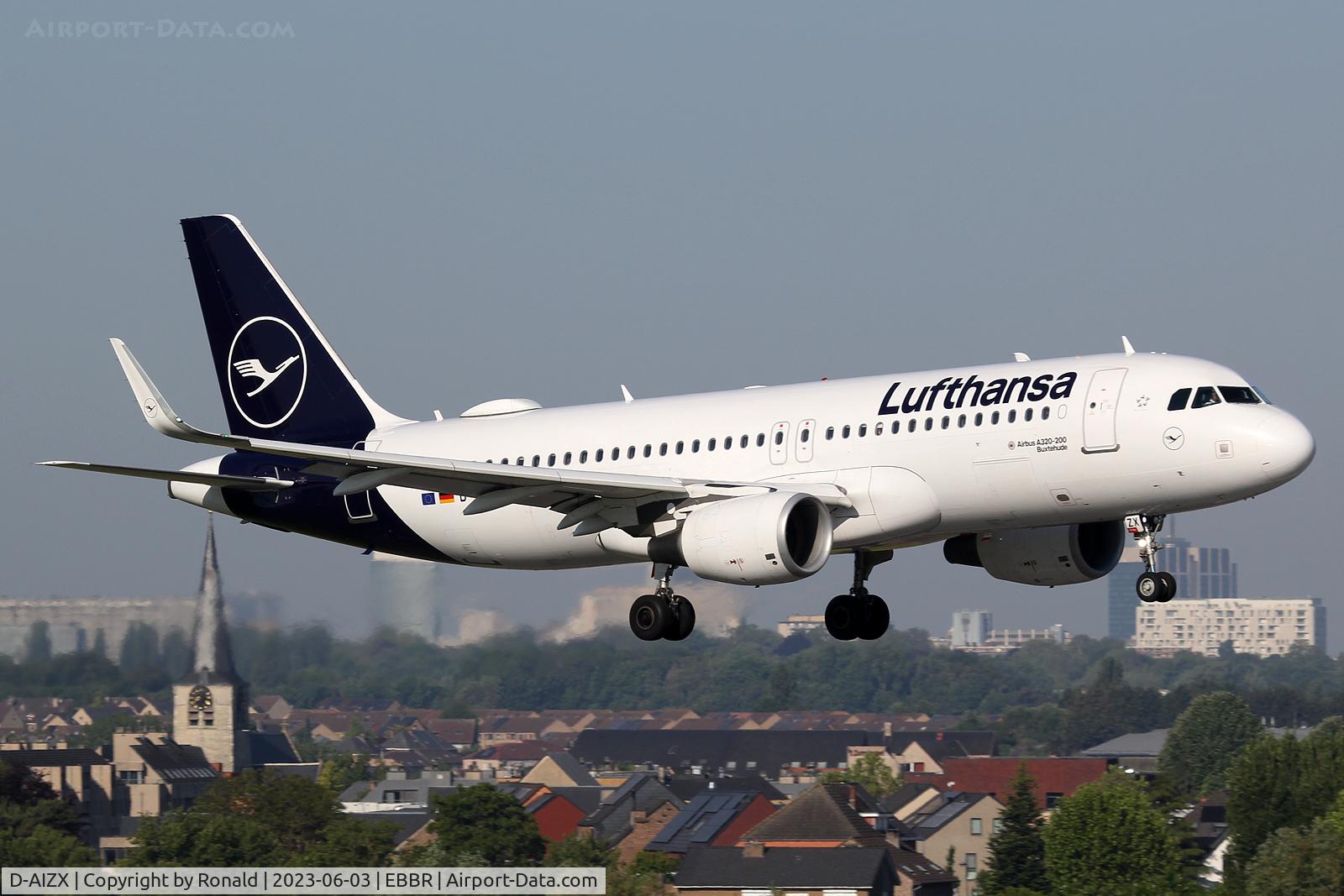 D-AIZX, 2013 Airbus A320-214 C/N 5741, at bru