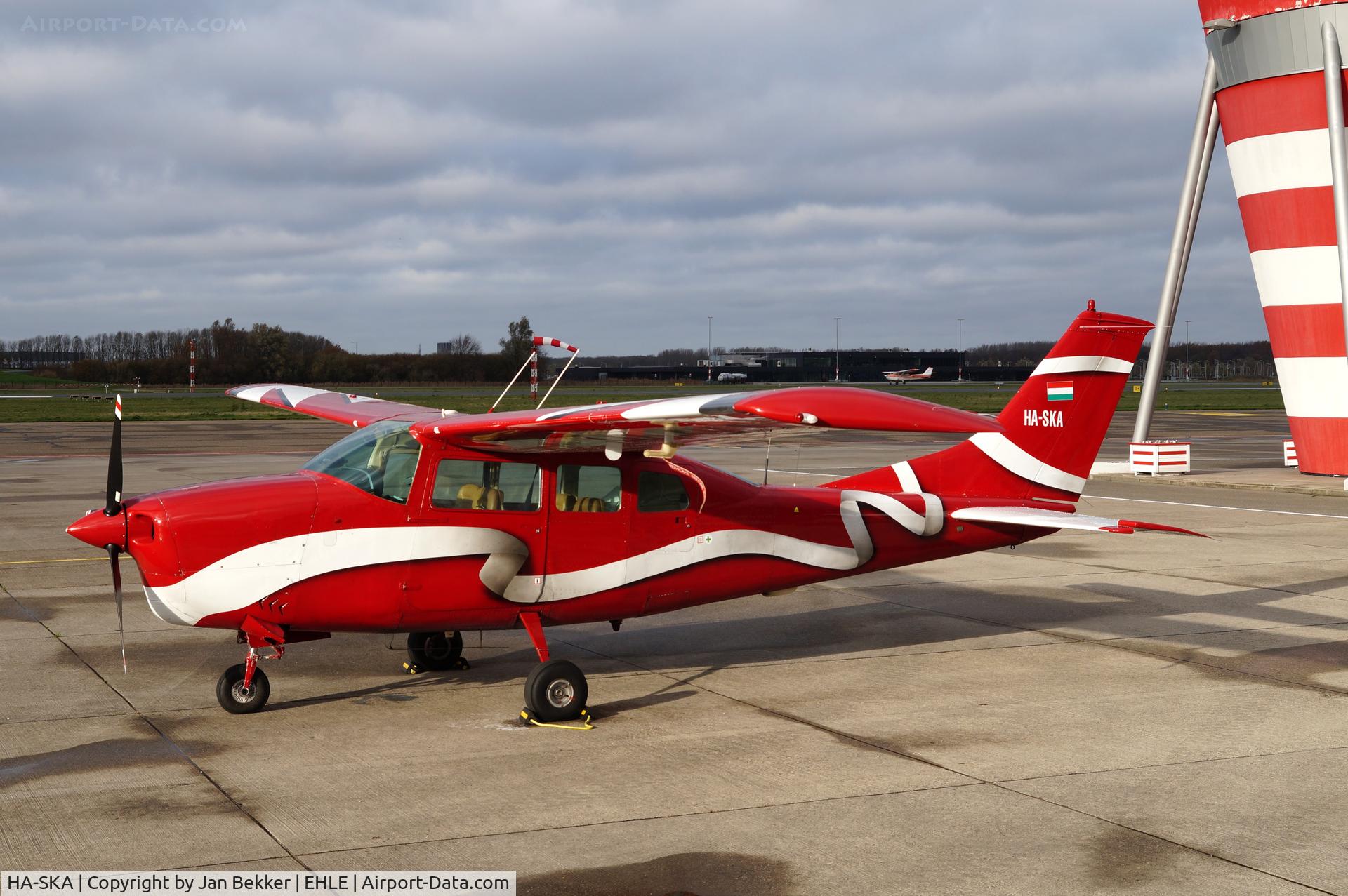 HA-SKA, 1968 Cessna 210H Centurion C/N 21059024, Lelystad Airport