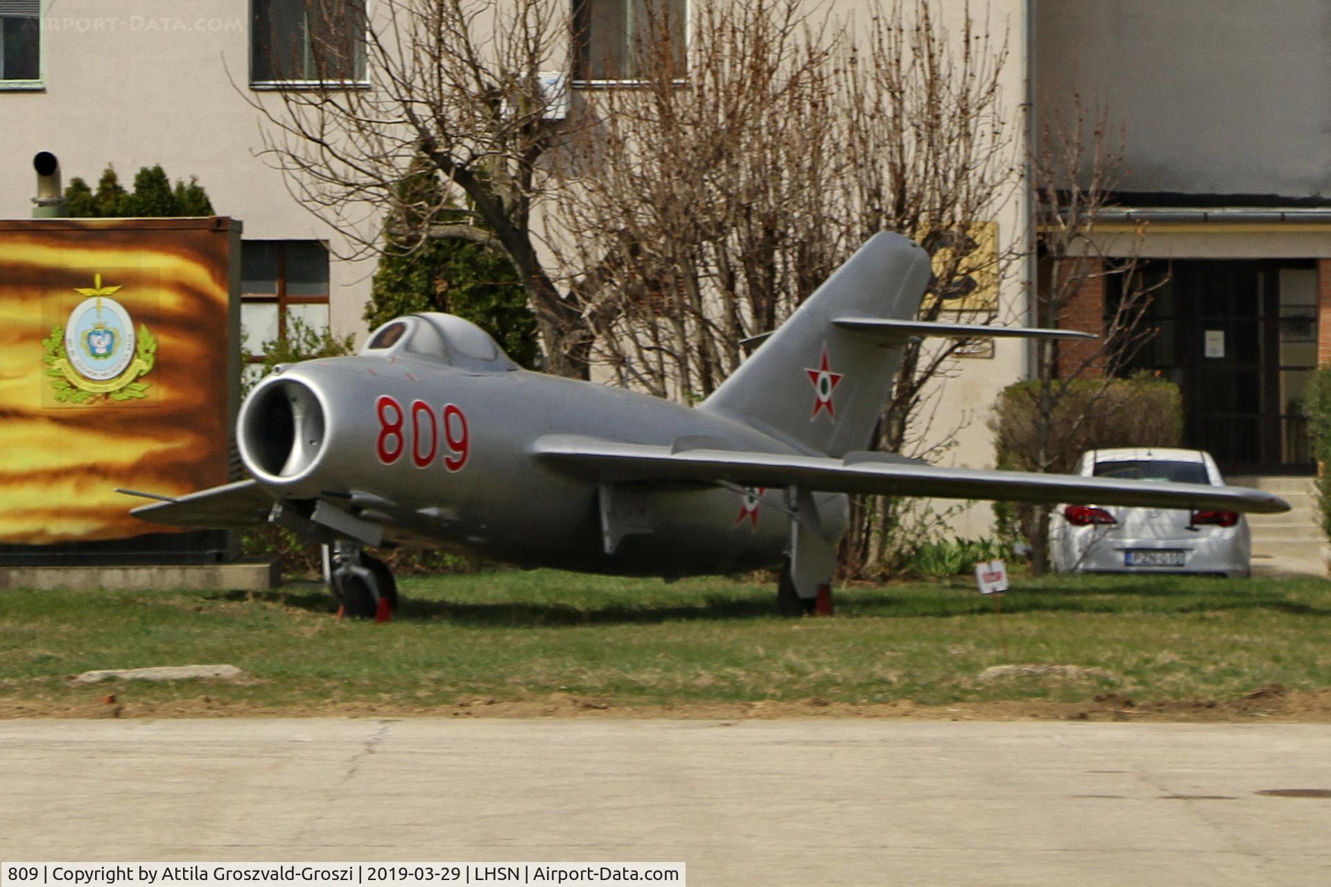 809, 1953 Mikoyan-Gurevich MiG-15 bis C/N 31530809, LHSN - Szolnok Air Base Hungary