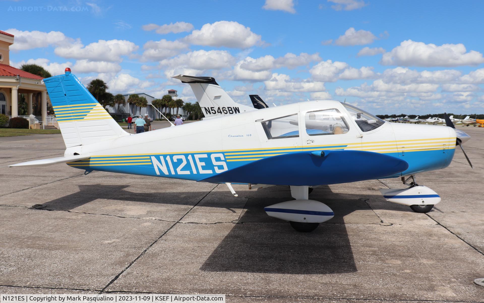 N121ES, 1971 Piper PA-28-140 C/N 28-7125383, Piper PA-28-140