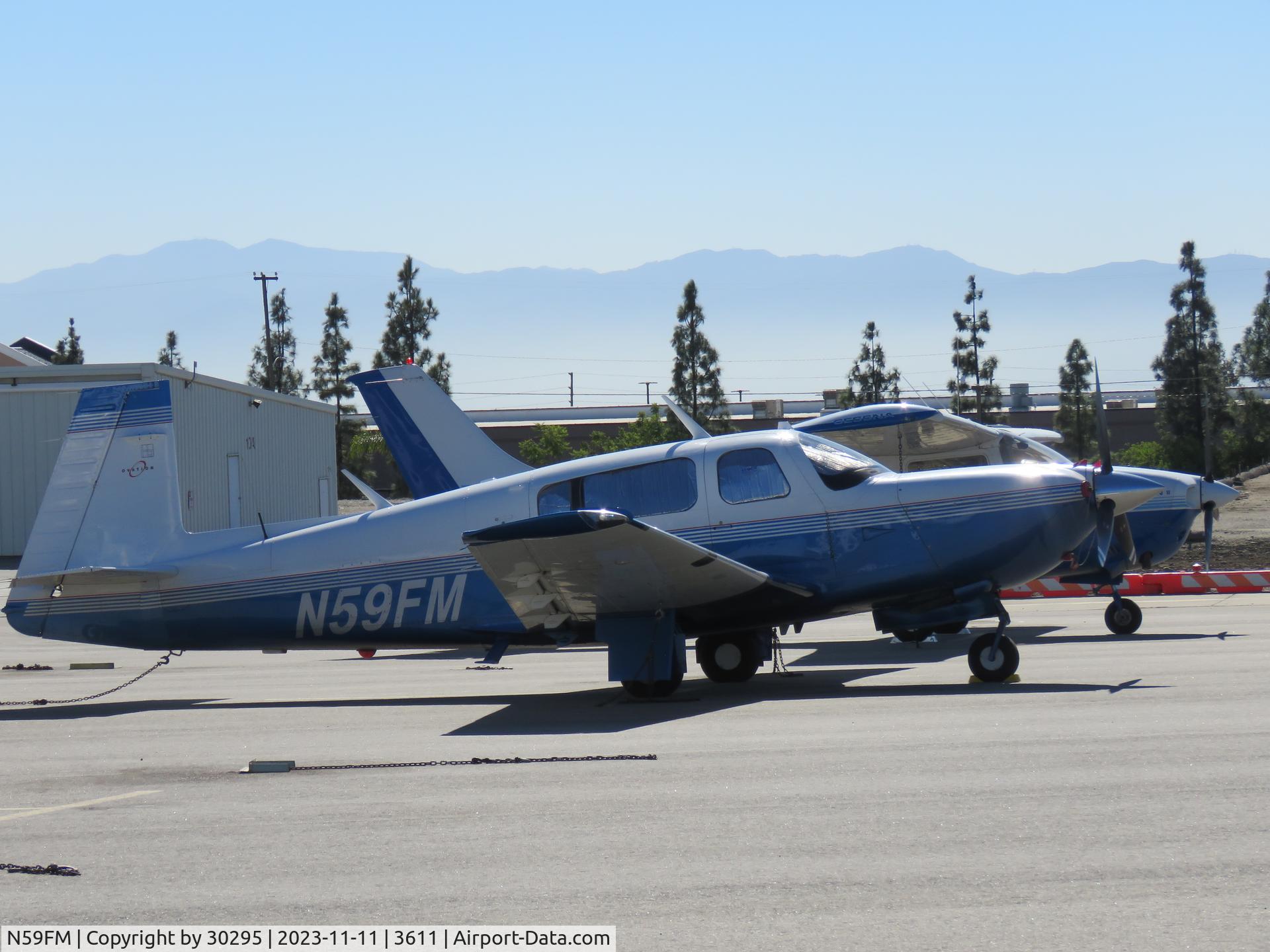 N59FM, 1999 Mooney M20R Ovation C/N 29-0177, Parked
