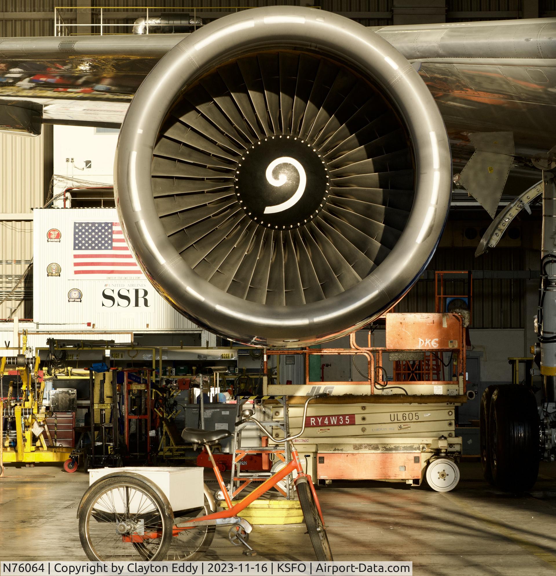 N76064, 2002 Boeing 767-424/ER C/N 29459, CF6-80 engines. SFO 2023.
