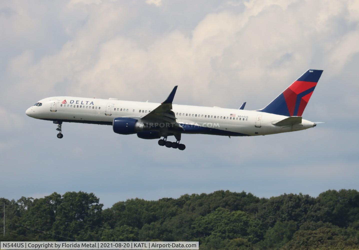 N544US, 1996 Boeing 757-251 C/N 26491, DAL 752 zx