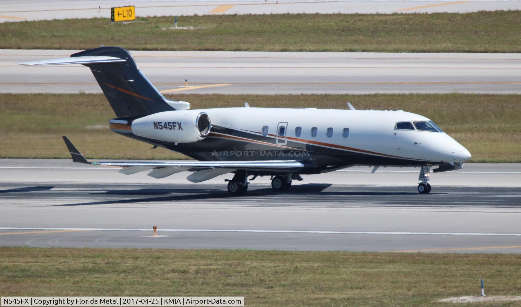 N545FX, 2010 Bombardier Challenger 300 (BD-100-1A10) C/N 20302, Challenger 300 zx