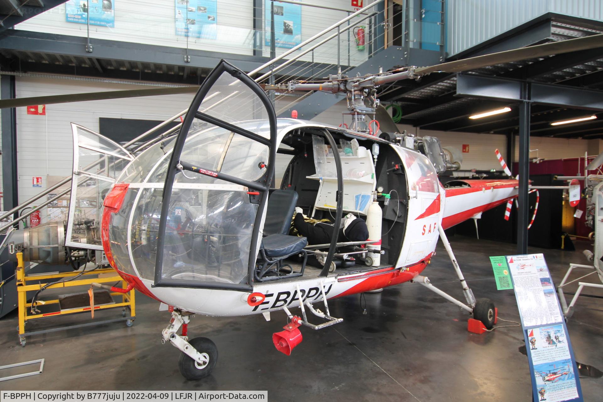 F-BPPH, Aerospatiale SA-316B Alouette III C/N 2245, on restoration at Air Passion