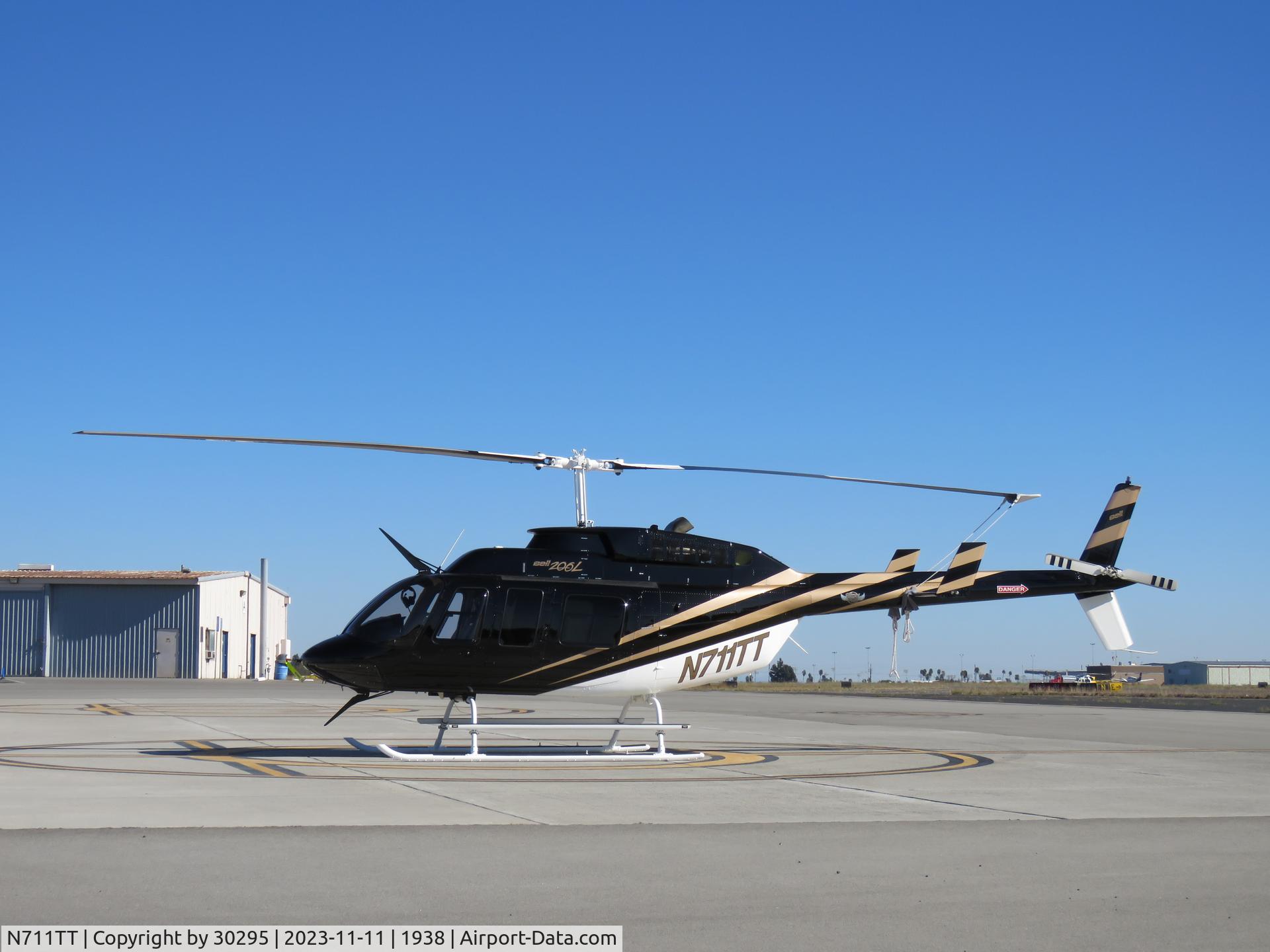 N711TT, 1991 Bell 206L-3 LongRanger III C/N 51433, Parked