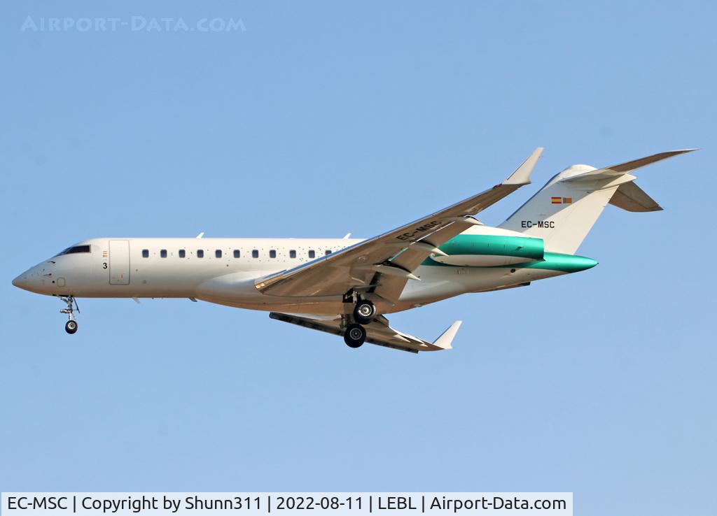 EC-MSC, 2011 Bombardier Global 6000 (BD700-1A10) C/N 9466, Landing rwy 24R