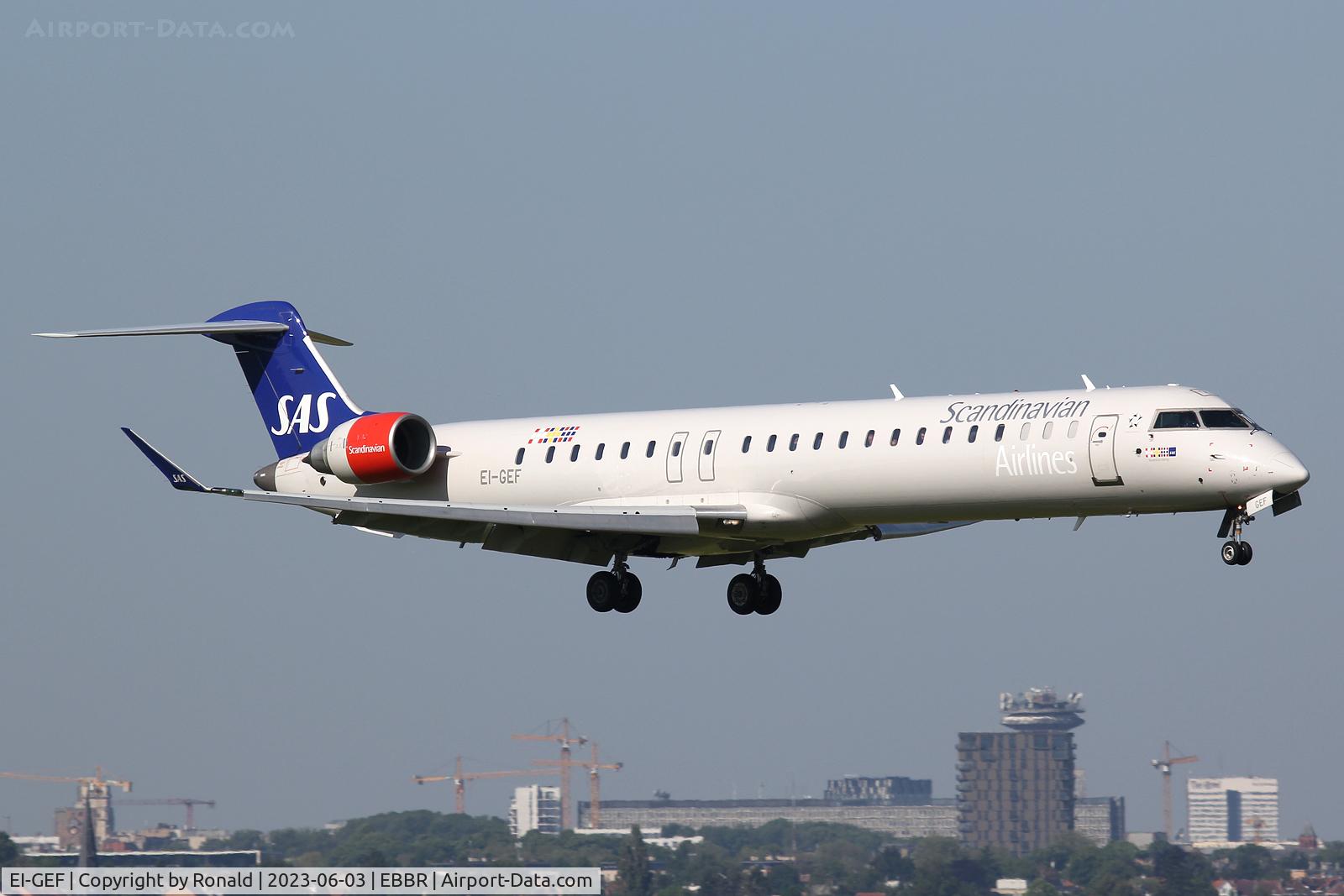 EI-GEF, 2009 Bombardier CRJ-900 (CL-600-2D24) C/N 15244, at bru