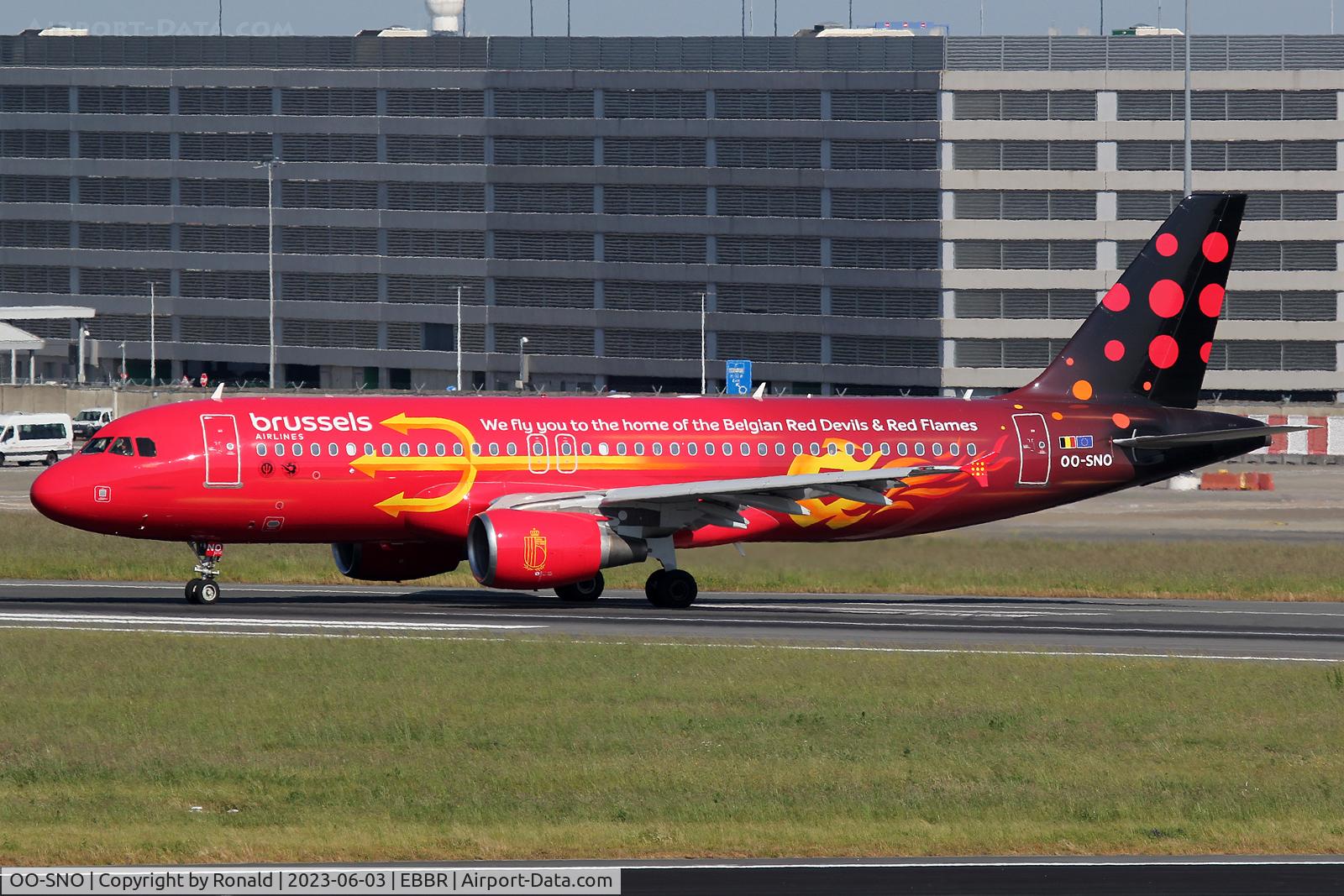 OO-SNO, 2009 Airbus A320-216 C/N 3831, at bru