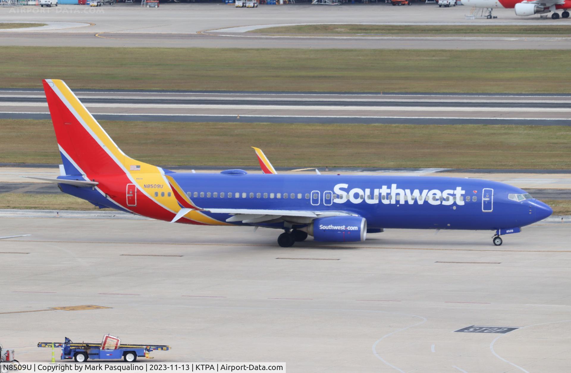 N8509U, 2016 Boeing 737-8H4 C/N 36925, Boeing 737-8H4