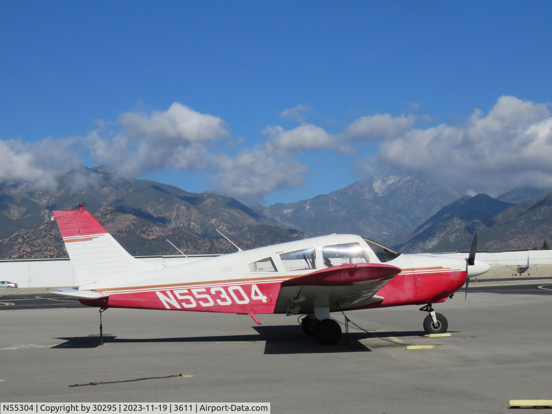 N55304, 1973 Piper PA-28-180 C/N 28-7305353, Parked