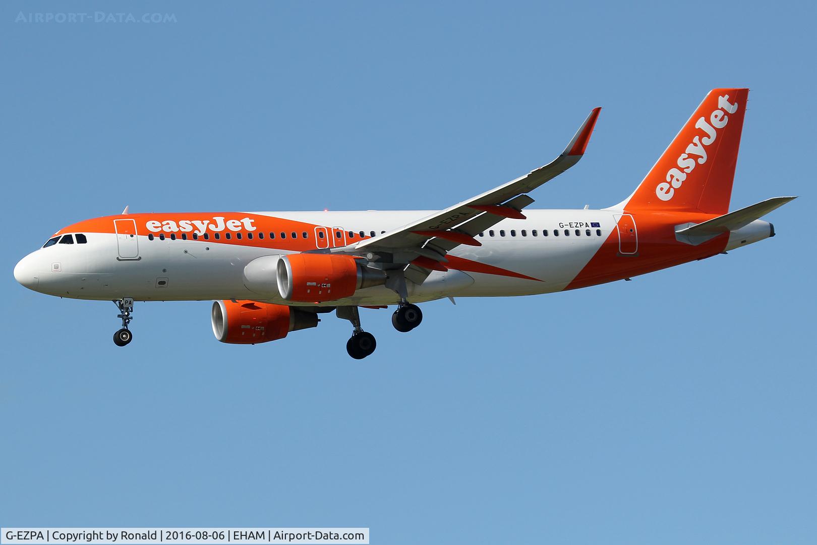 G-EZPA, 2015 Airbus A320-214 C/N 6970, at spl