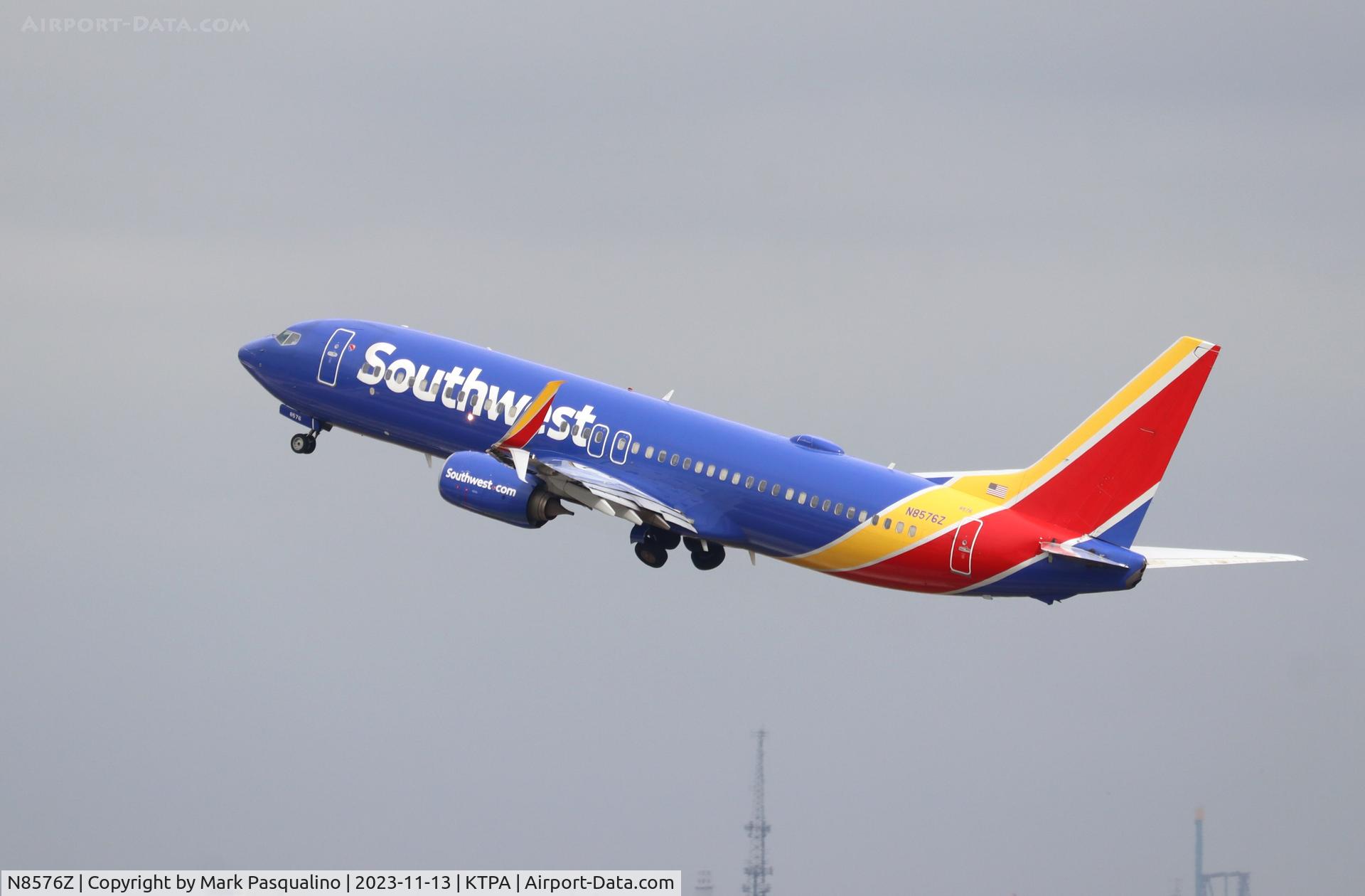 N8576Z, 2018 Boeing 737-8H4 C/N 63590, Boeing 737-8H4