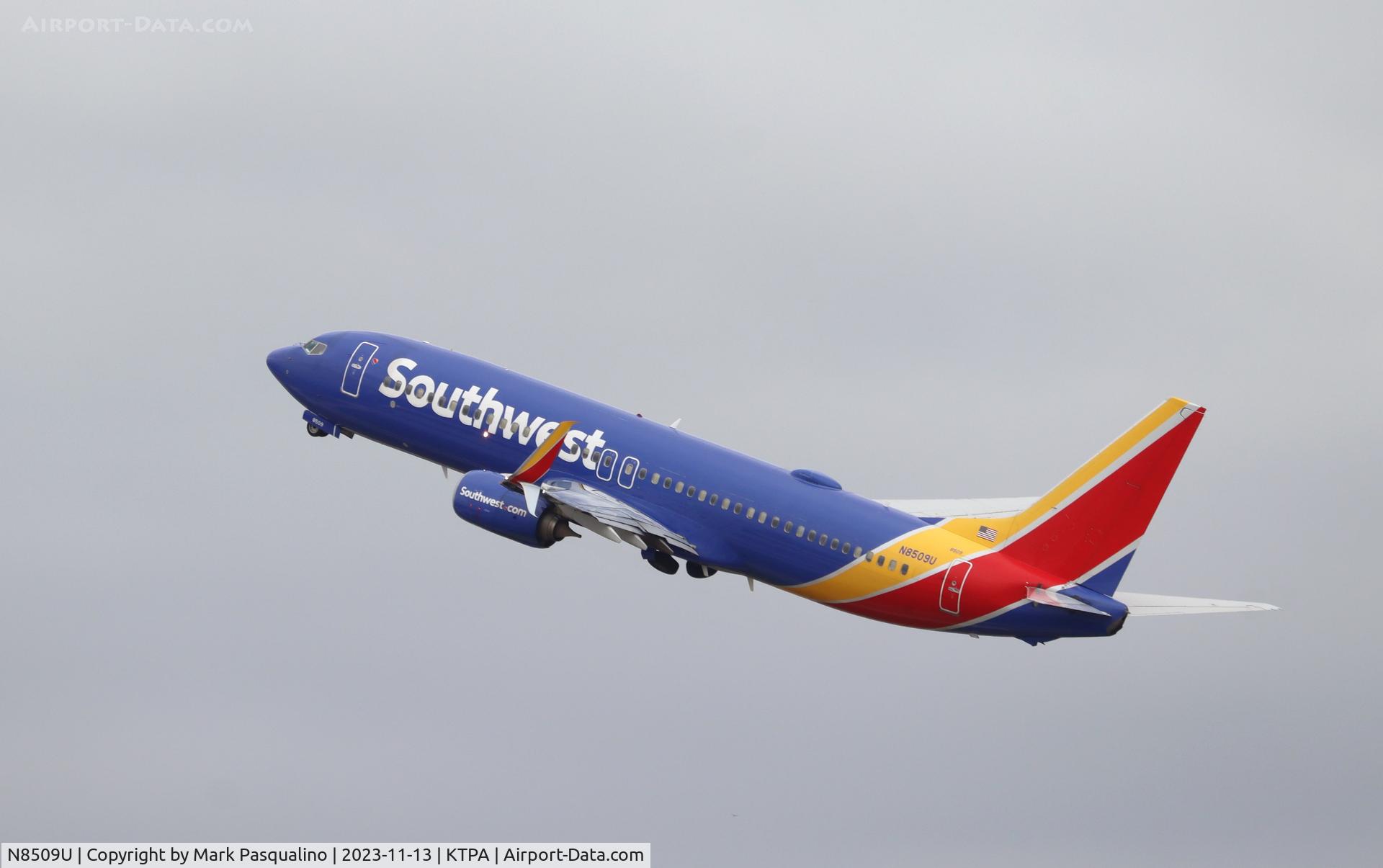 N8509U, 2016 Boeing 737-8H4 C/N 36925, Boeing 737-8H4