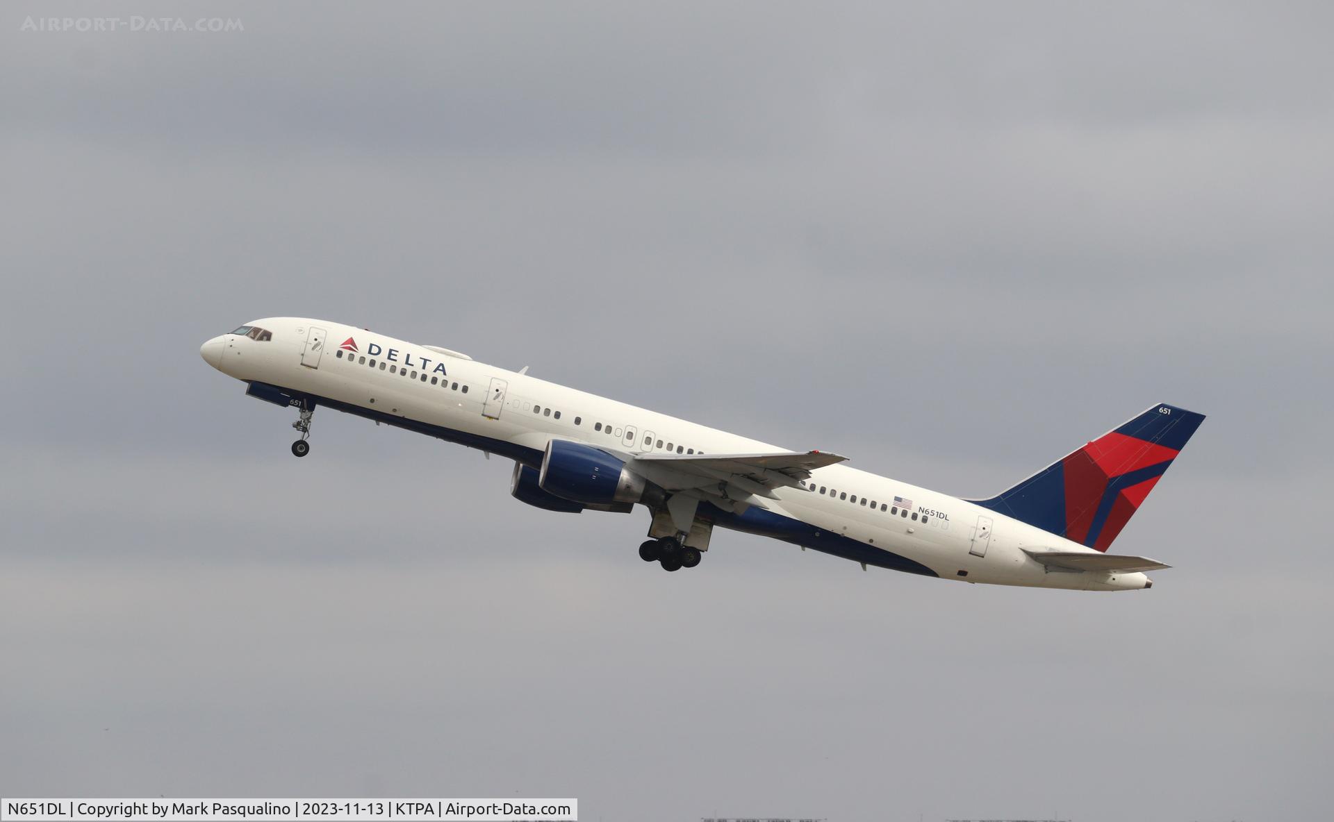 N651DL, 1989 Boeing 757-232 C/N 24391, Boeing 757-232