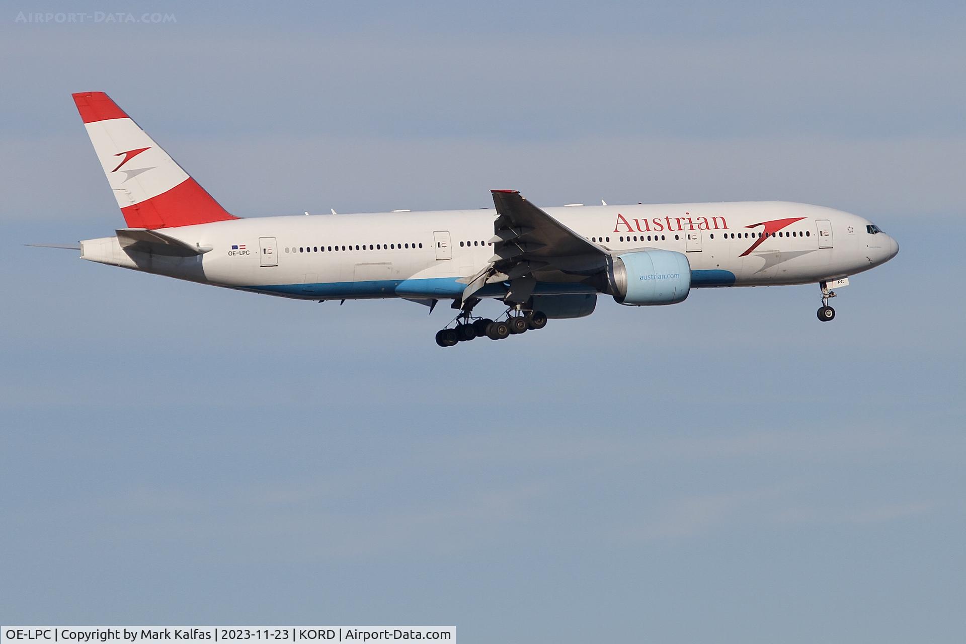 OE-LPC, 2002 Boeing 777-2Z9/ER C/N 29313, AUSTRIAN B772 OE-LPC, AUA65 LOWW-KORD, 10C APPROACH KORD