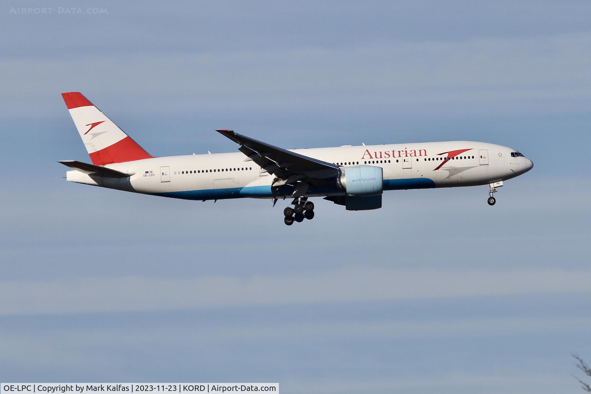 OE-LPC, 2002 Boeing 777-2Z9/ER C/N 29313, AUSTRIAN B772 OE-LPC, AUA65 LOWW-KORD, 10C APPROACH KORD