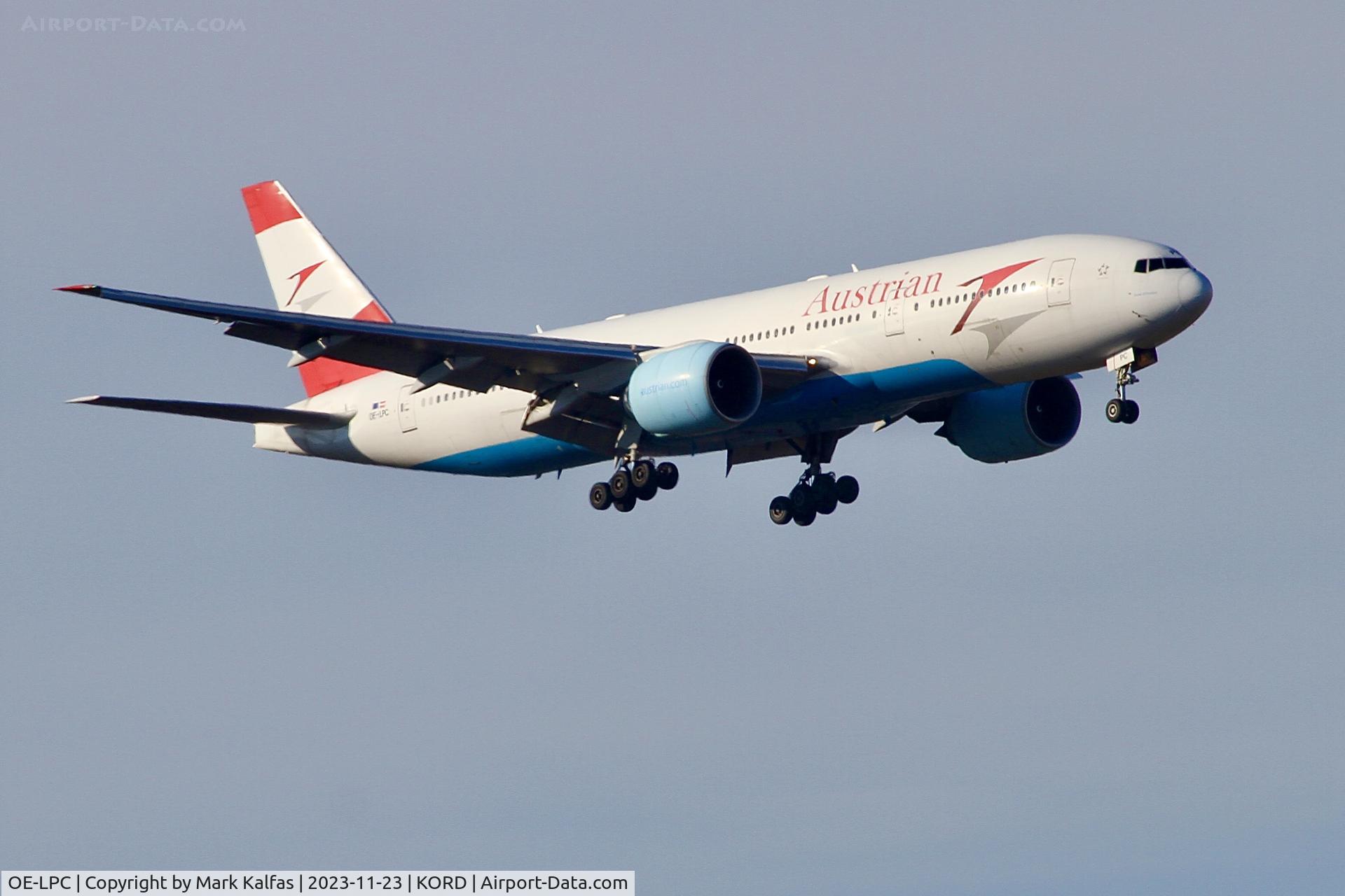 OE-LPC, 2002 Boeing 777-2Z9/ER C/N 29313, AUSTRIAN B772 OE-LPC, AUA65 LOWW-KORD, 10C APPROACH KORD