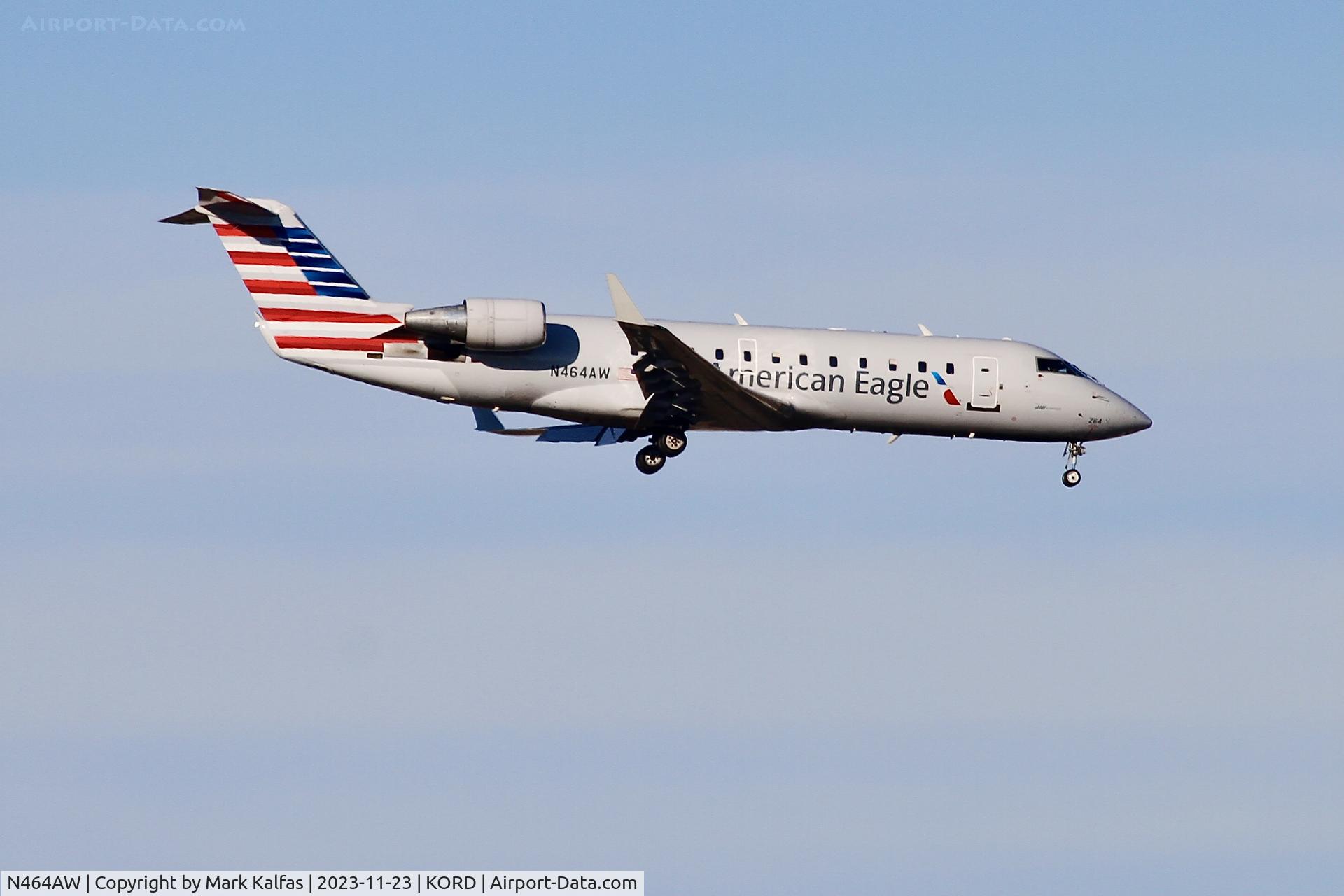 N464AW, 2004 Bombardier CRJ-200LR (CL-600-2B19) C/N 7890, AIR WISCONSIN /AMERICAN EAGLE BOMBARDIER CRJ2 N464AW AWI6016 CYYZ-KORD, 10C APPROACH KORD