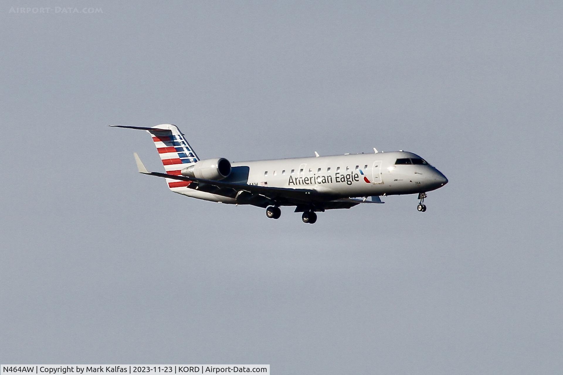 N464AW, 2004 Bombardier CRJ-200LR (CL-600-2B19) C/N 7890, AIR WISCONSIN /AMERICAN EAGLE BOMBARDIER CRJ2 N464AW AWI6016 CYYZ-KORD, 10C APPROACH KORD