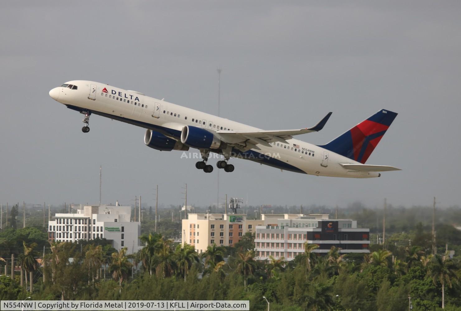 N554NW, 2001 Boeing 757-251 C/N 26501, DAL 752 zx