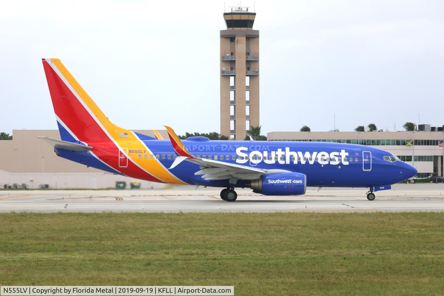 N555LV, 2011 Boeing 737-7BD C/N 36726, SWA 737 nc zx