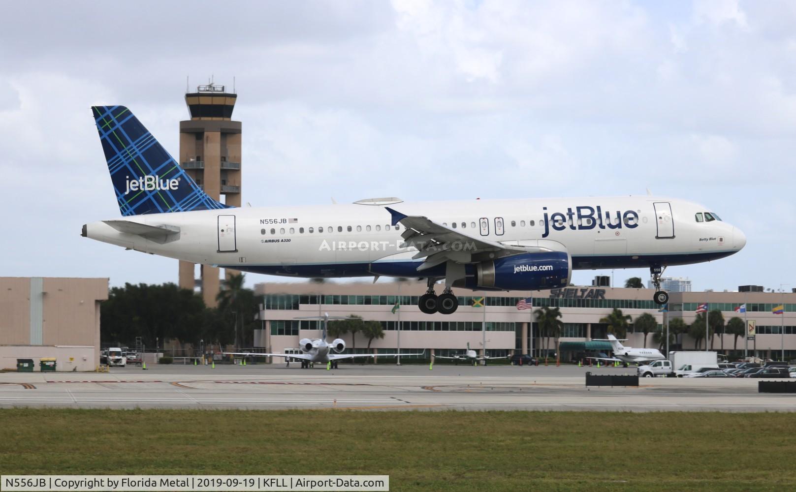 N556JB, 2002 Airbus A320-232 C/N 1904, JBU A320 zx