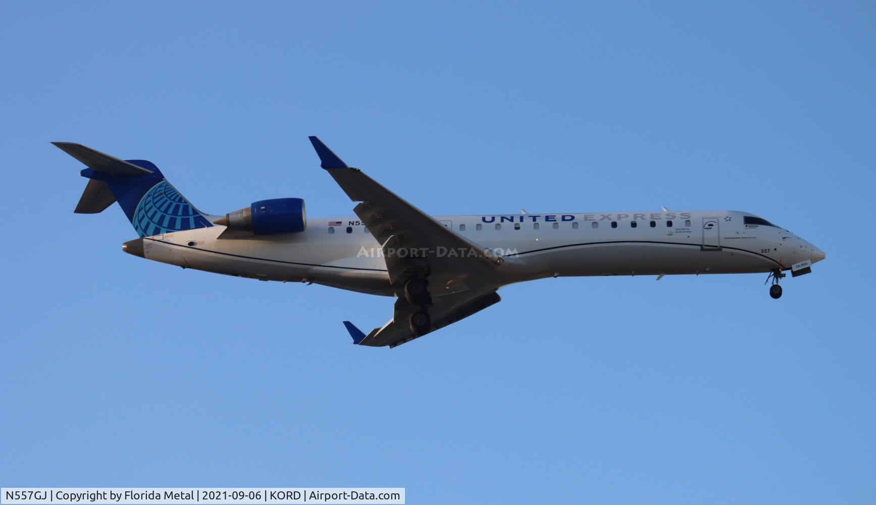 N557GJ, 2003 Bombardier CRJ-701 (CL-600-2C10) Regional Jet C/N 10017, GJS/UE CRJ7 zx BNA-ORD