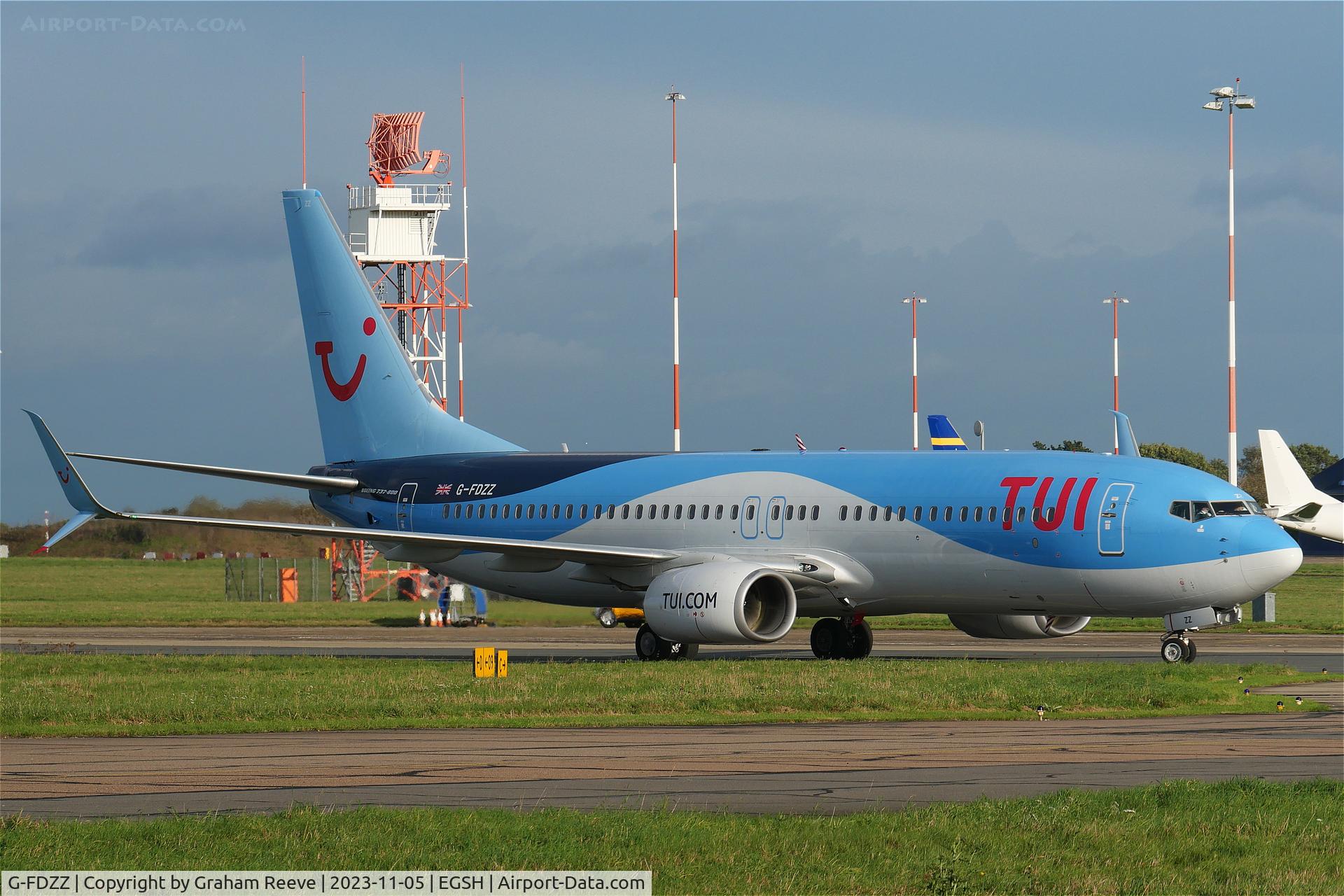 G-FDZZ, 2011 Boeing 737-8K5 C/N 37262, Just landed at Norwich.