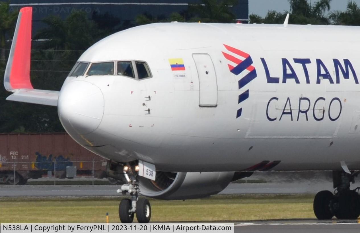 N538LA, 2006 Boeing 767-316F C/N 34628, Close-up of Latam B763F
