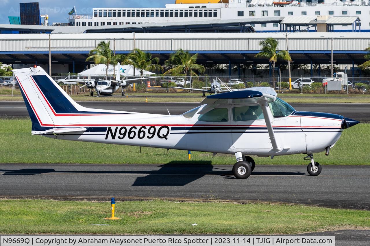 N9669Q, 1975 Cessna 172M C/N 17265753, New scheme paint job